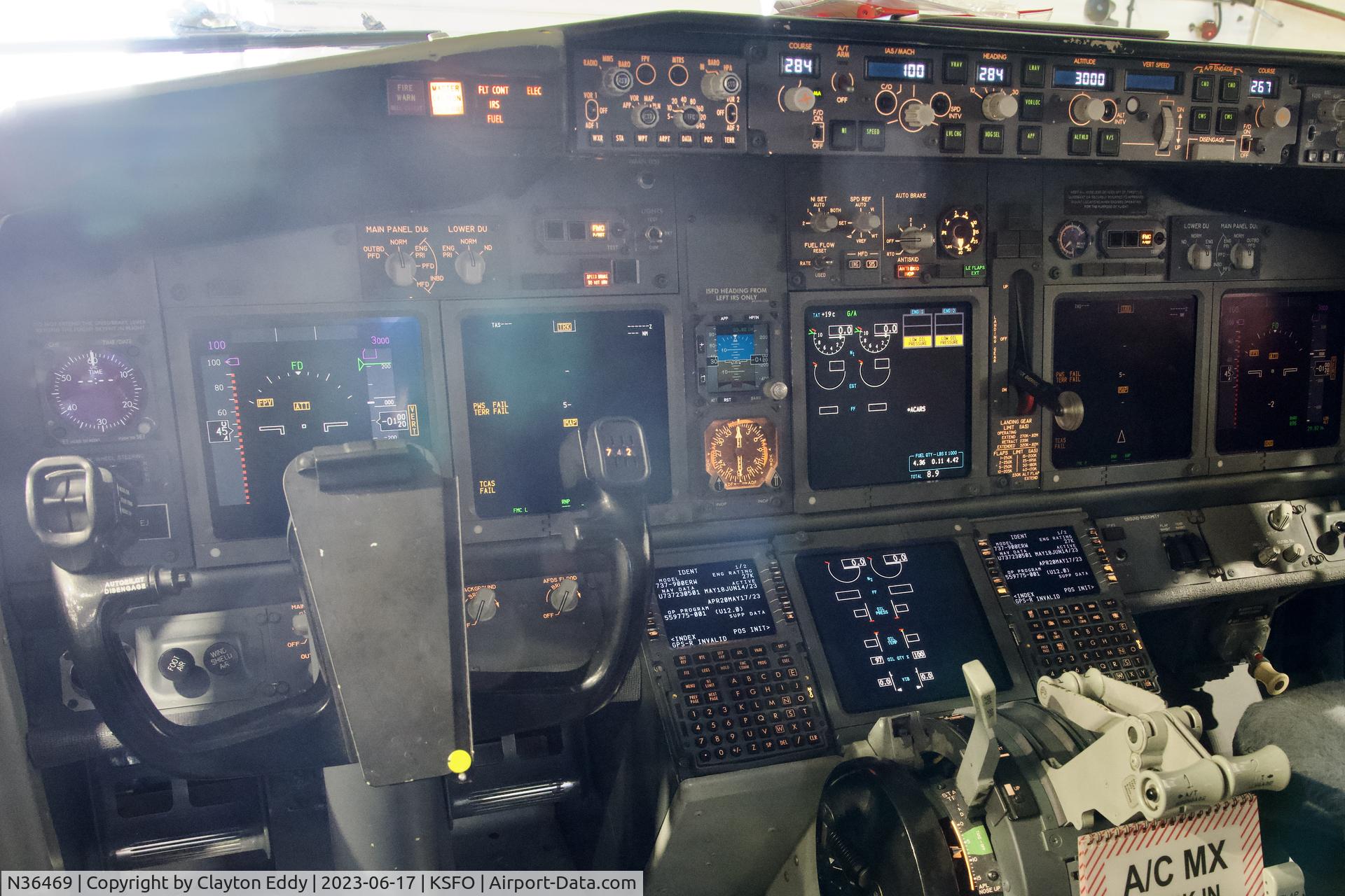 N36469, 2013 Boeing 737-924/ER C/N 36600, SFO 2023.