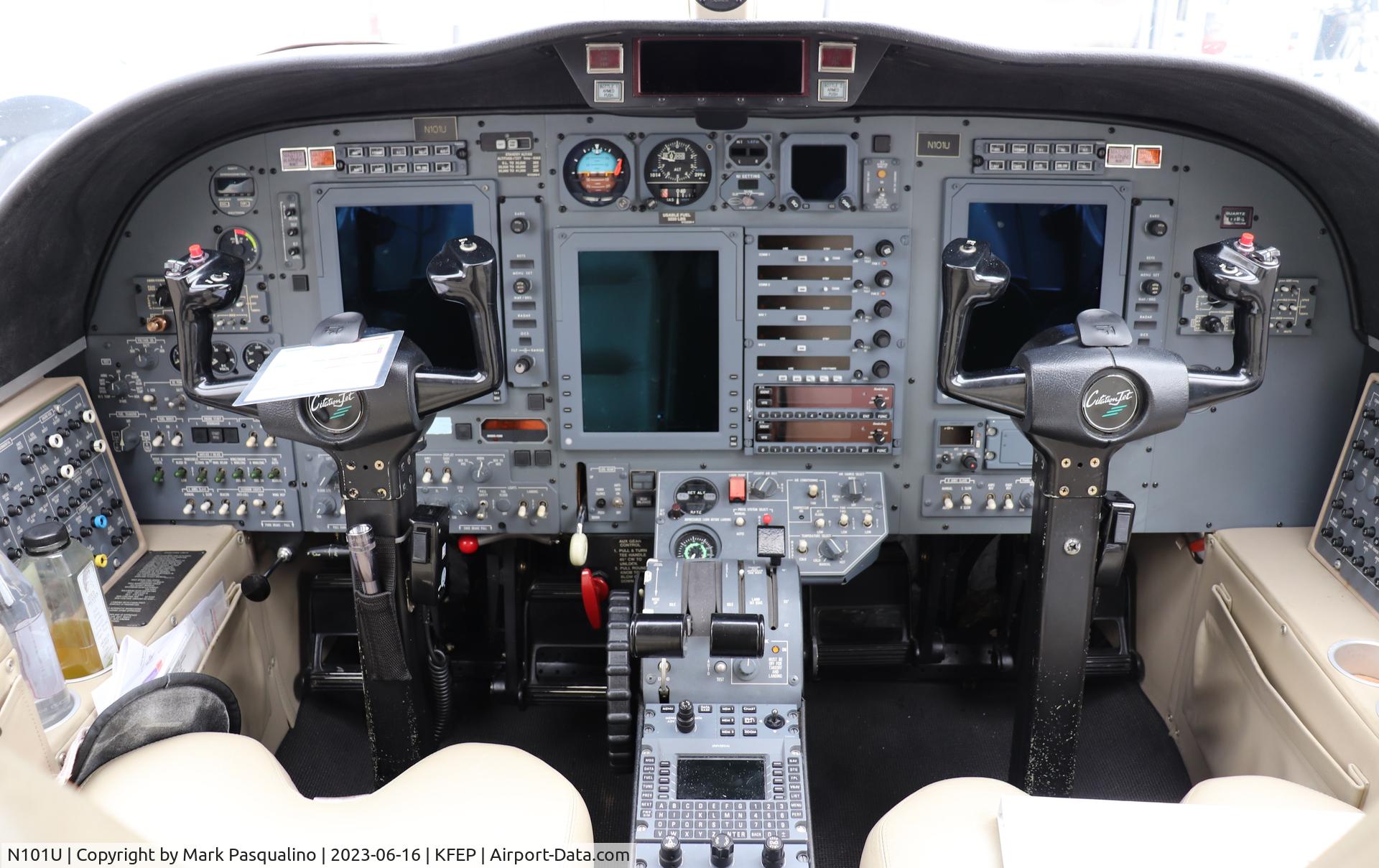 N101U, 2001 Cessna 525 C/N 525-0454, Cessna 525