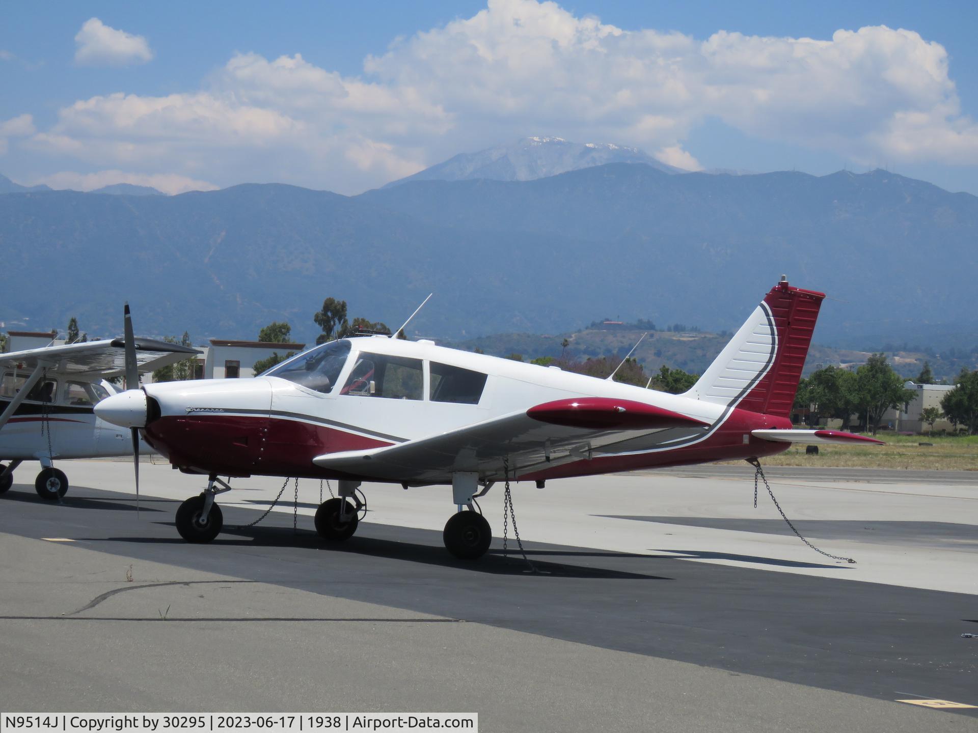 N9514J, 1966 Piper PA-28-180 C/N 28-3637, New Paint