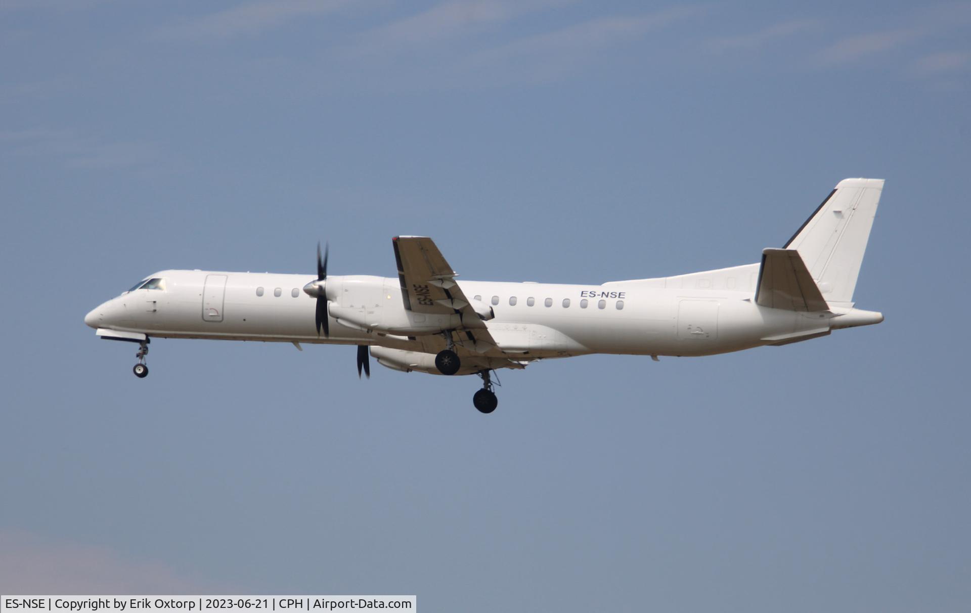 ES-NSE, 1995 Saab 2000 C/N 2000-013, ES-NSE landing rw 22L