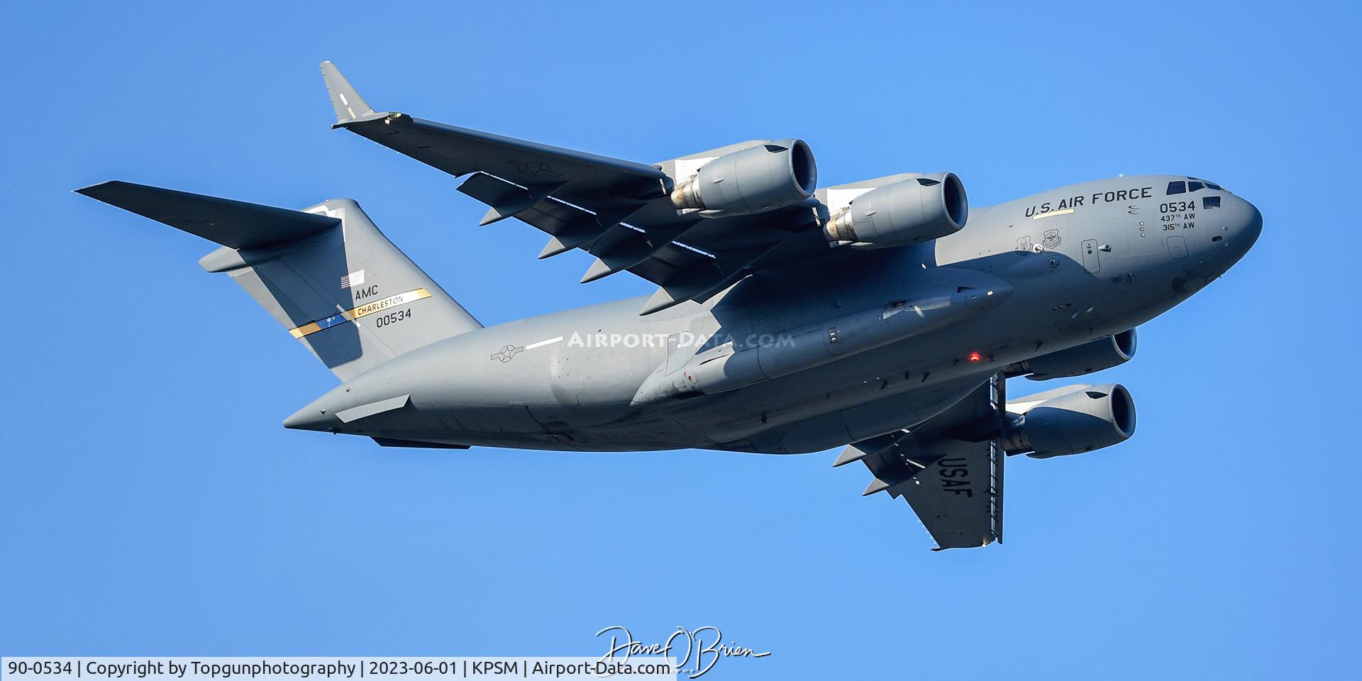 90-0534, 1990 McDonnell Douglas C-17A Globemaster III C/N P-9, REACH128 off the deck