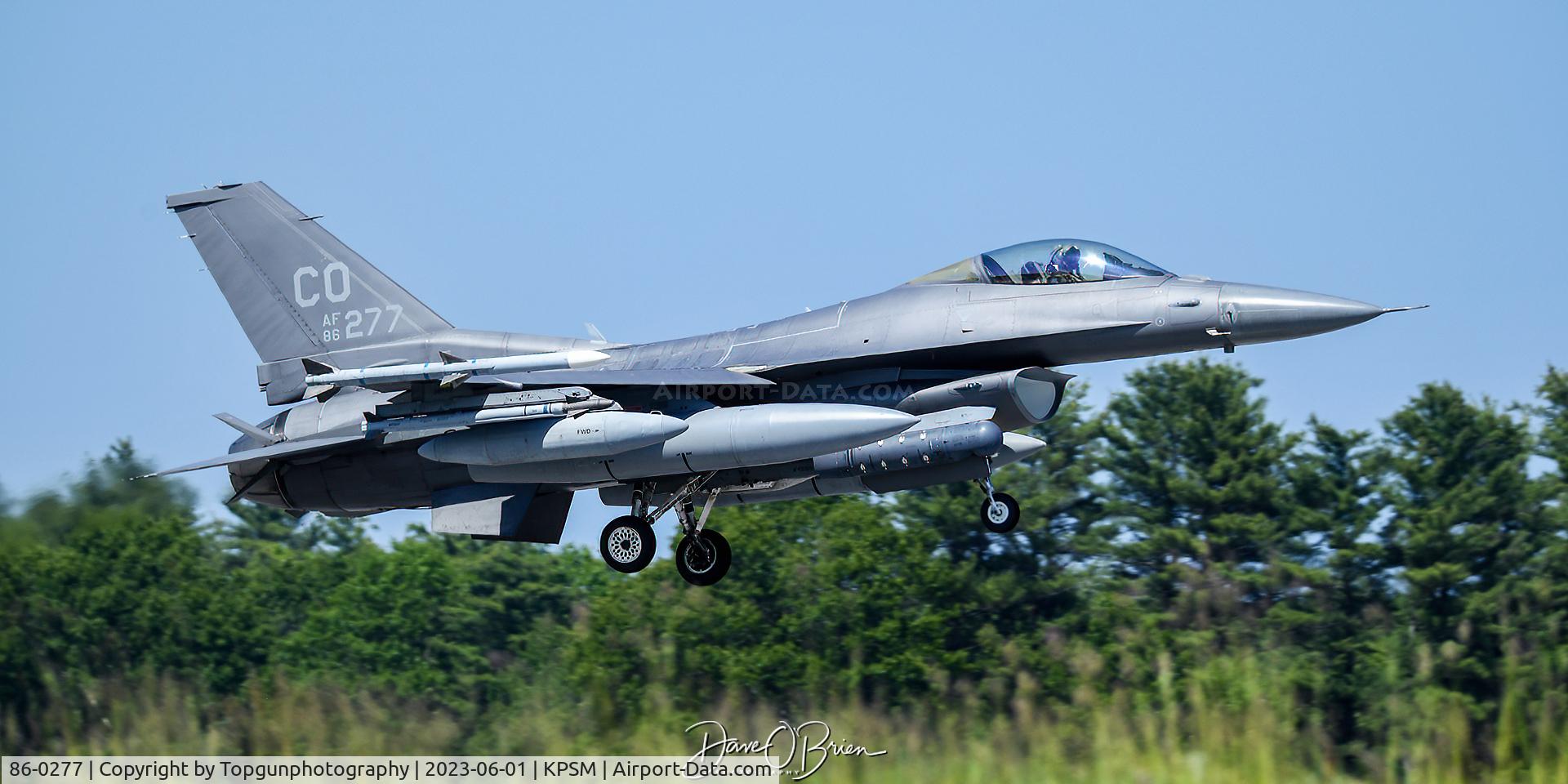 86-0277, 1986 General Dynamics F-16C Fighting Falcon C/N 5C-383, REDEYE11 in to land
