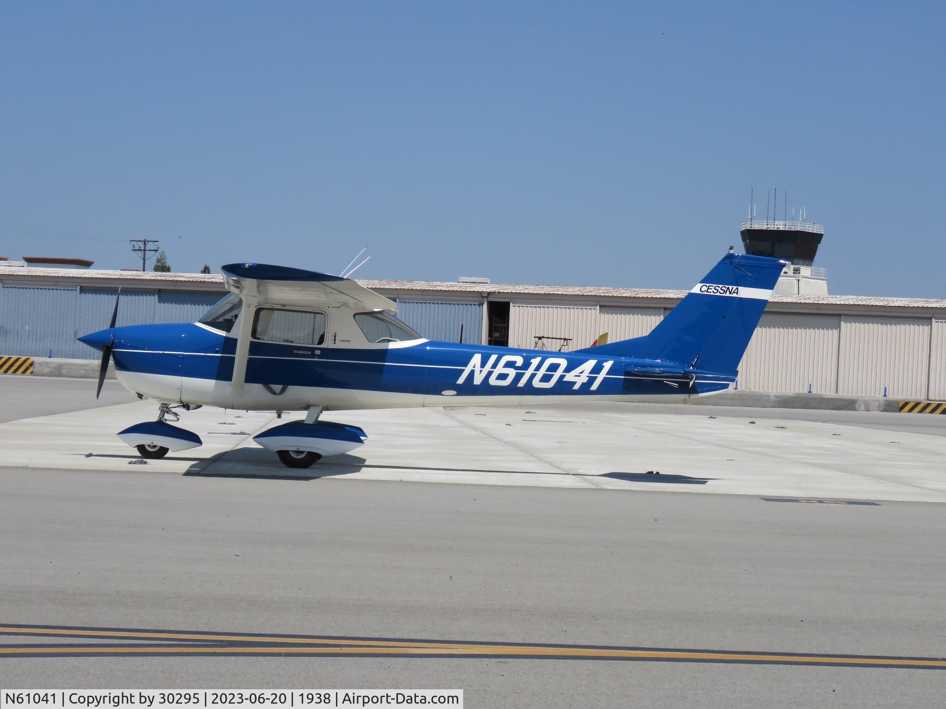N61041, 1969 Cessna 150J C/N 150-70758, Just parked