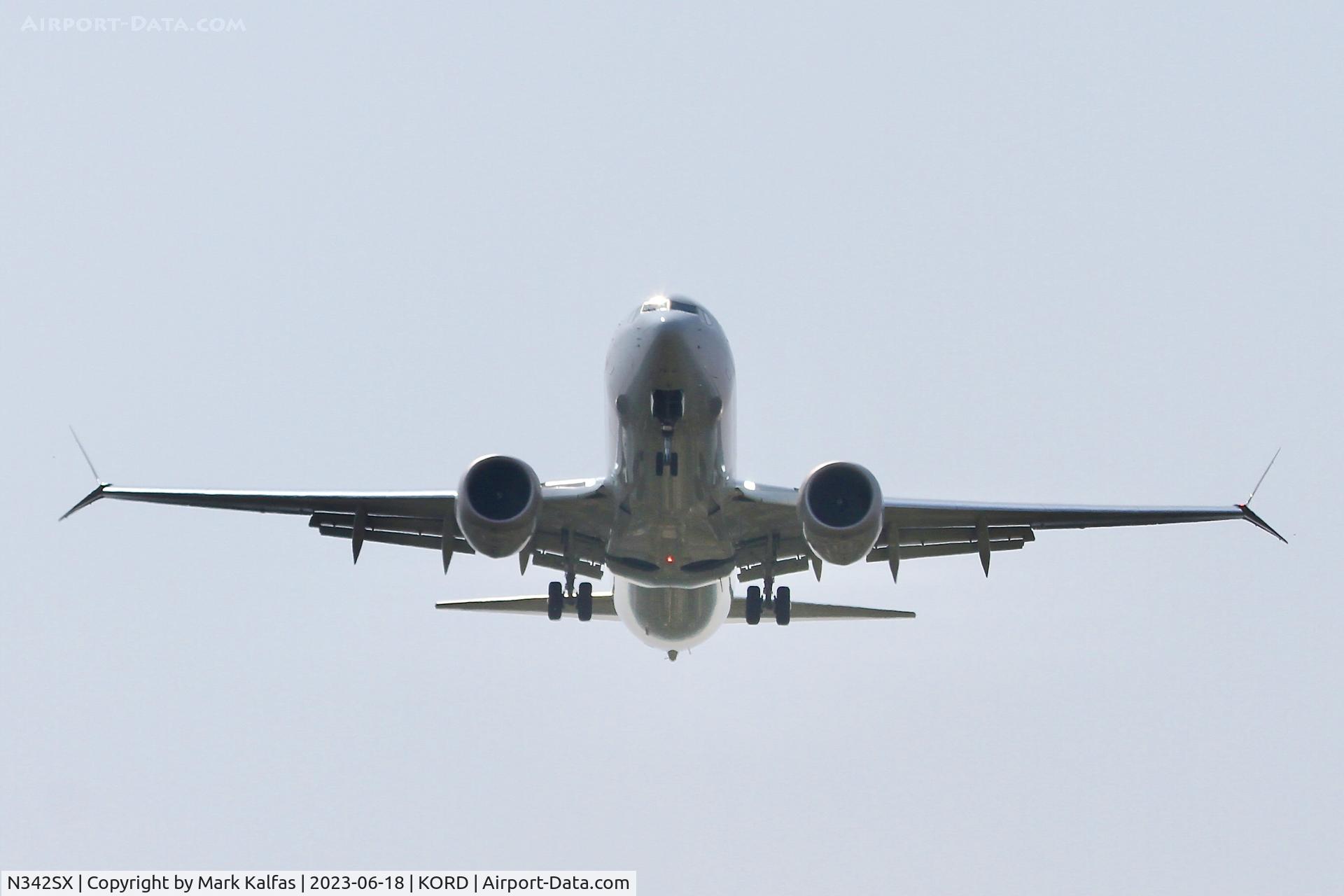 N342SX, 2023 Boeing 737-8 MAX C/N 67991, American Airlines B38M N342SX operating as AA2590 from SNA to ORD, on approach to 10L KORD