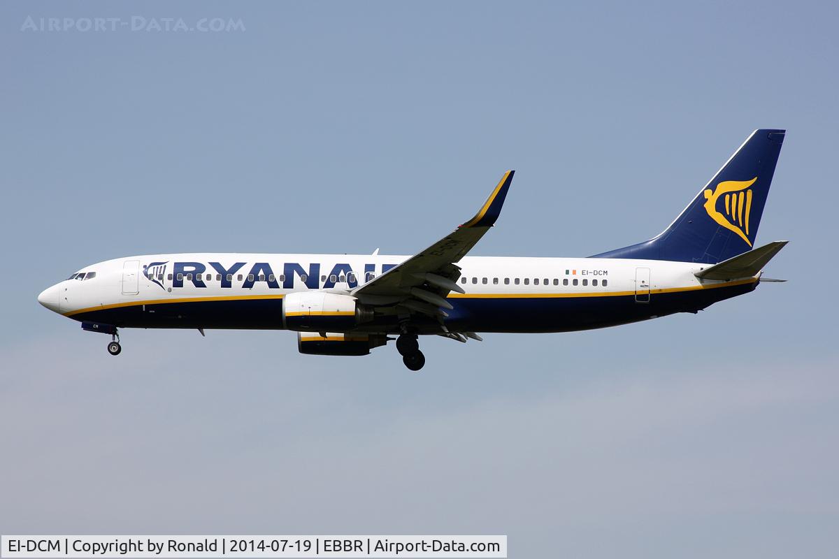 EI-DCM, 2004 Boeing 737-8AS C/N 33807, at bru