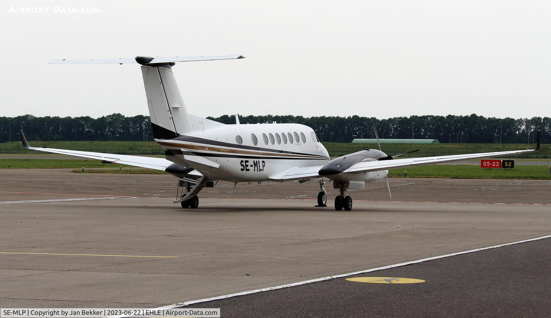 SE-MLP, 2000 Beech Super King Air 350 C/N FL-300, Lelystad Airport
