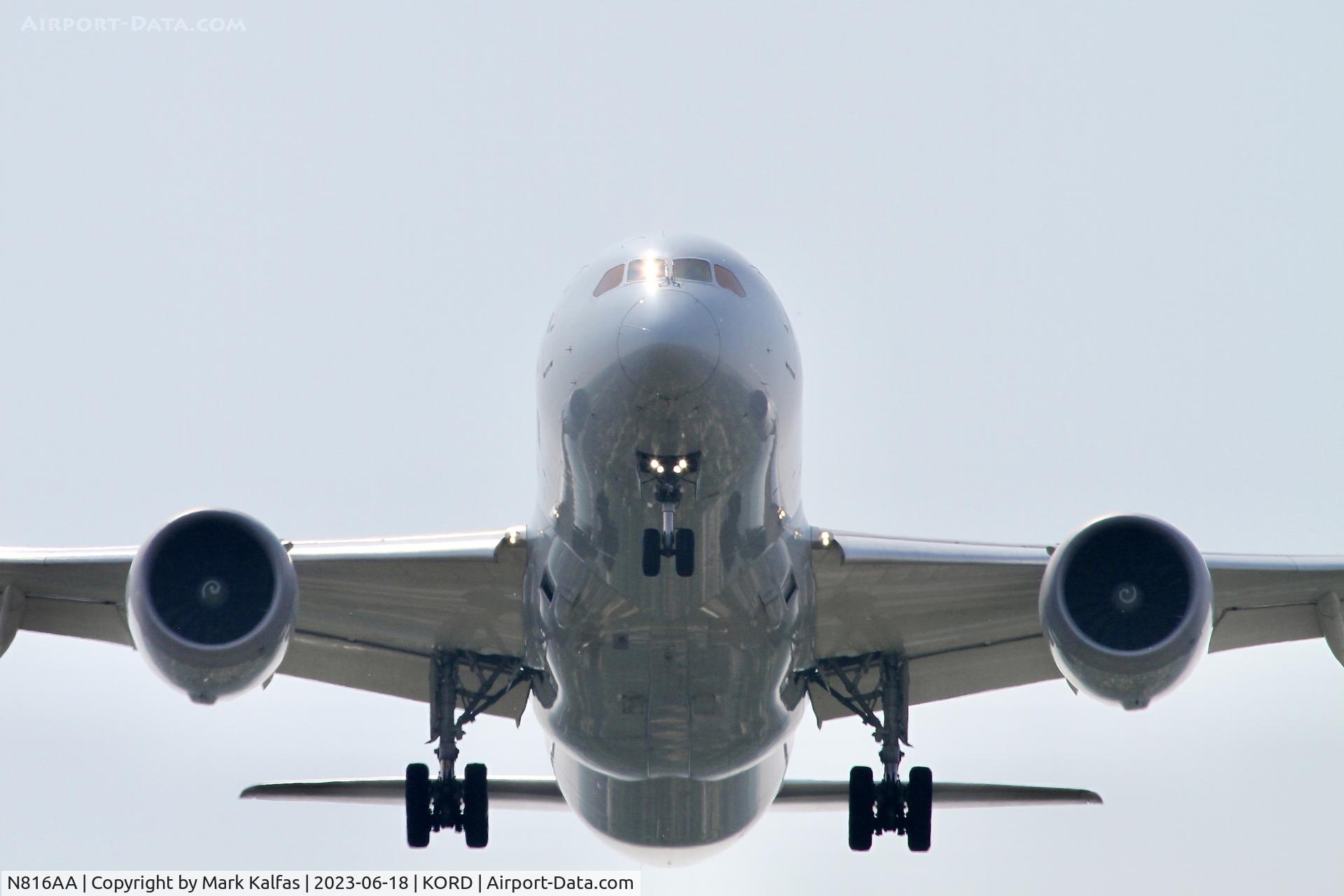 N816AA, 2016 Boeing 787-8 Dreamliner Dreamliner C/N 40634, American Airlines B788 N816AA operating as  AA41 from BCN to ORD, on approach to 10L KORD