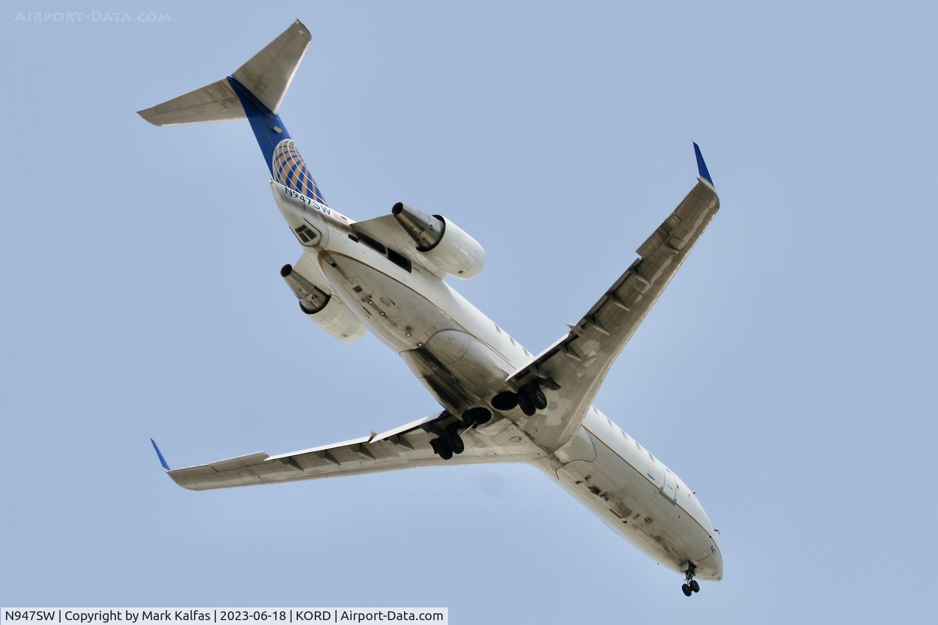 N947SW, 2003 Bombardier CRJ-200LR (CL-600-2B19) C/N 7786, SkyWest/United Express CRJ2 N947SW operating as SKW5704 from MLI to ORD, on approach to 10L KORD