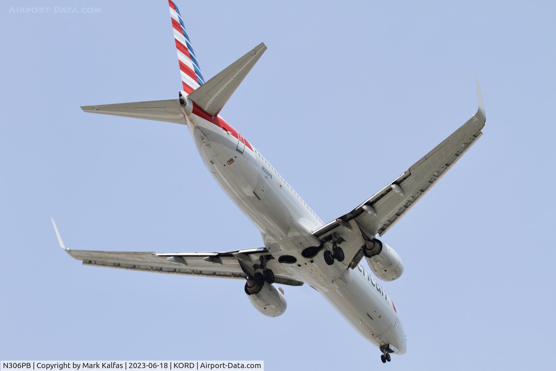 N306PB, 2017 Boeing 737-800 C/N 31257, American Airlines B738 N306PB operating as AA2258 from LAS to ORD, on approach to 10L O'Hare