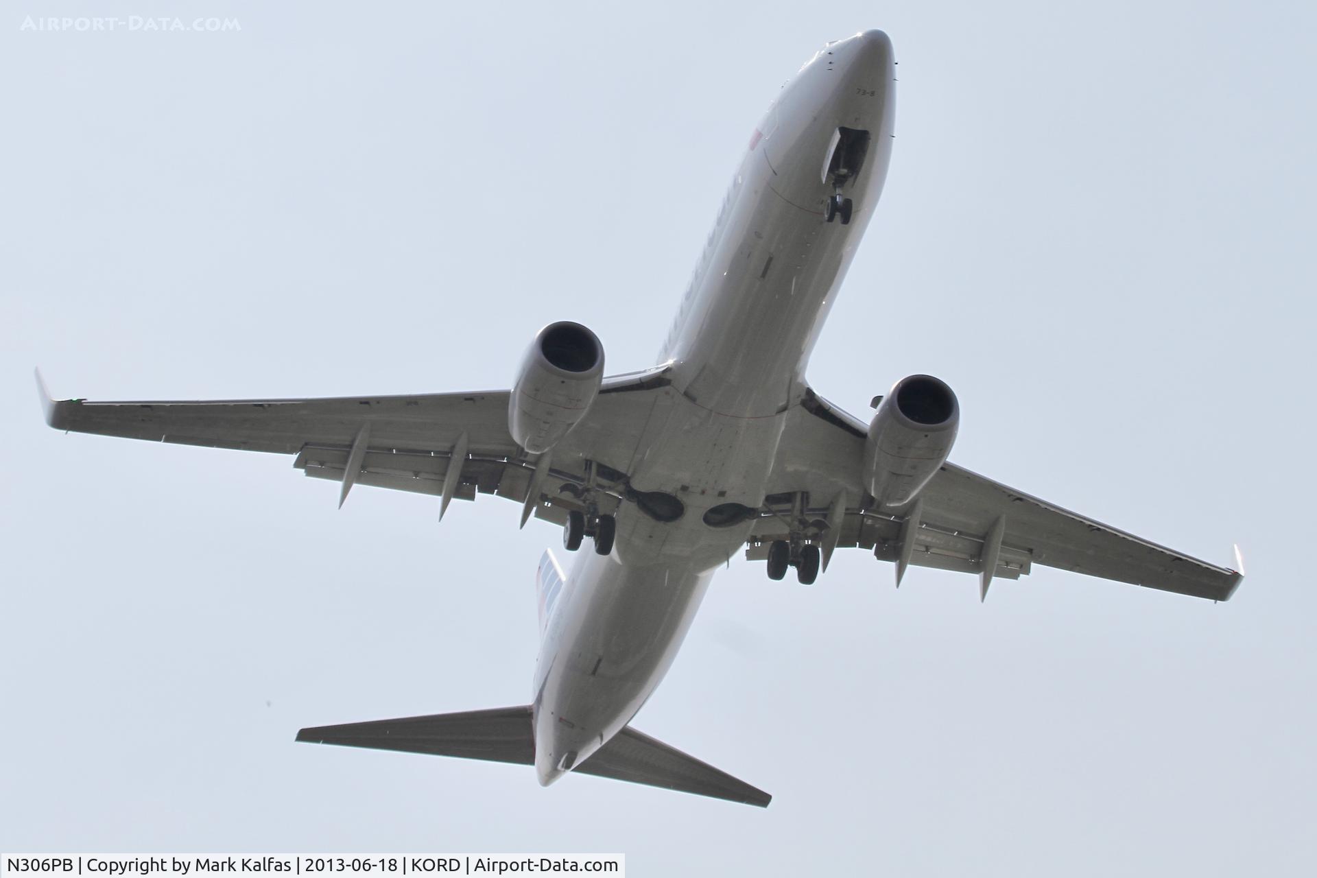 N306PB, 2017 Boeing 737-800 C/N 31257, American Airlines B738 N306PB operating as AA2258 from LAS to ORD, on approach to 10L O'Hare