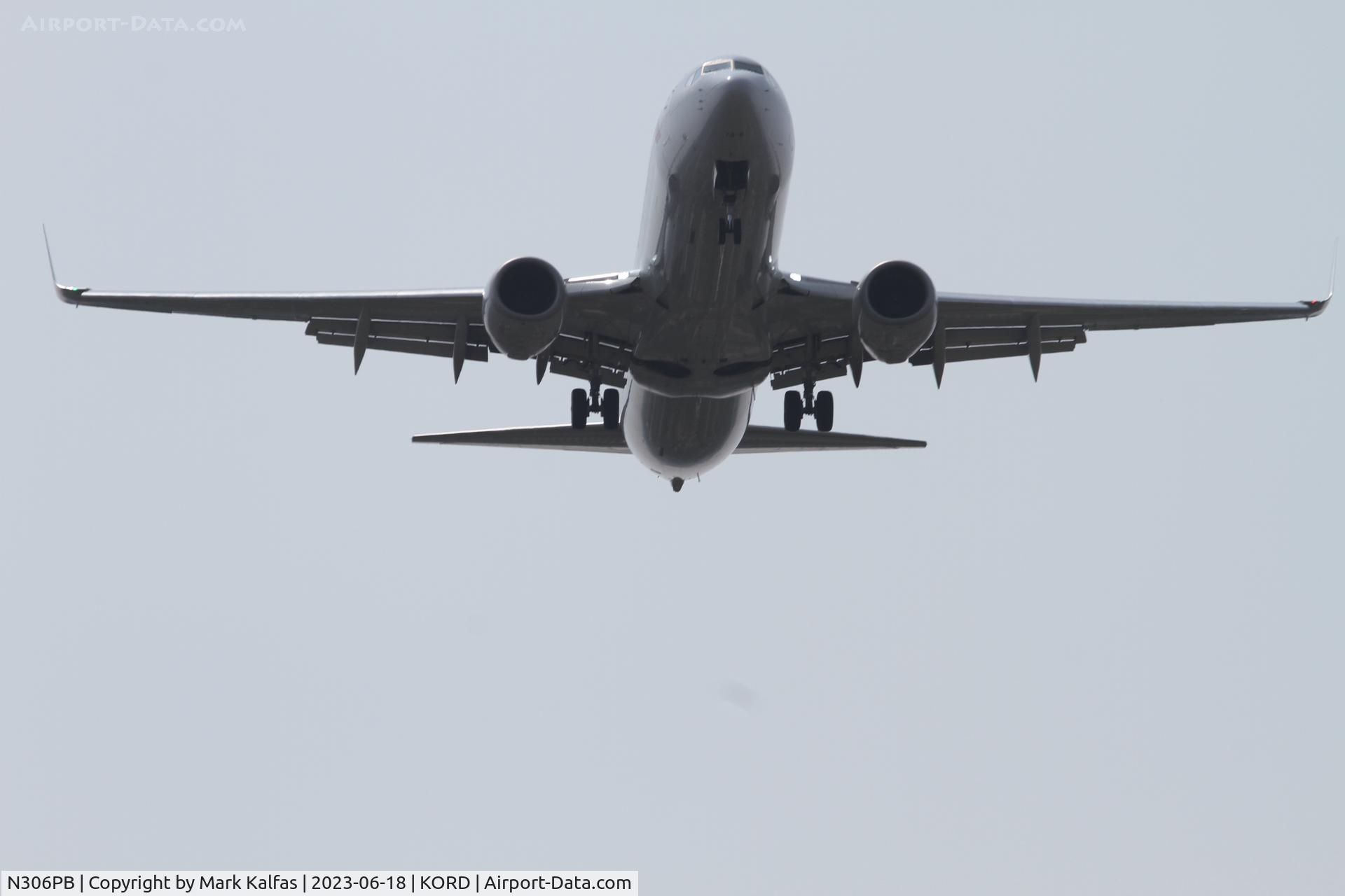 N306PB, 2017 Boeing 737-800 C/N 31257, American Airlines B738 N306PB operating as AA2258 from LAS to ORD, on approach to 10L O'Hare