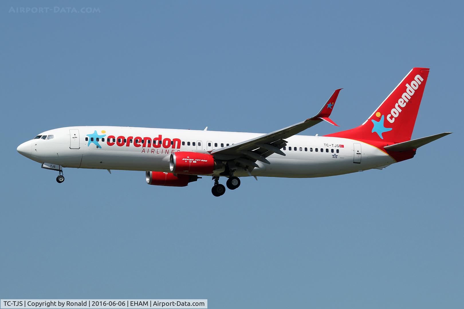 TC-TJS, 2006 Boeing 737-81B C/N 34252, at spl
