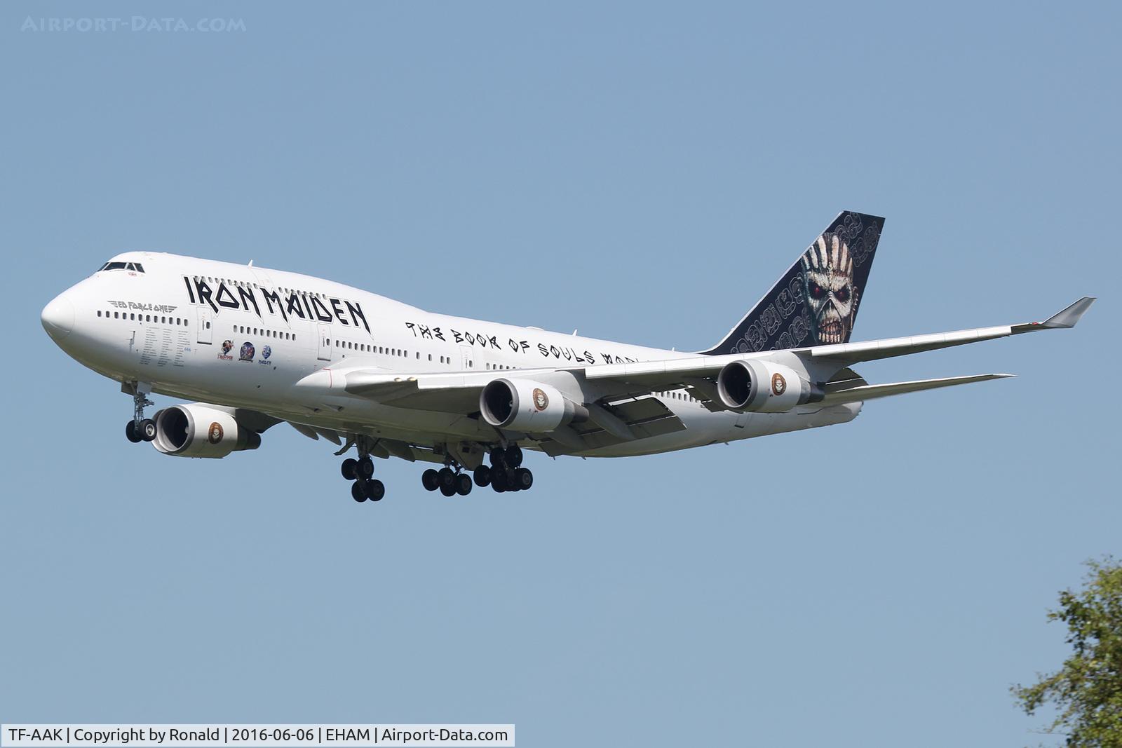 TF-AAK, 2003 Boeing 747-428 C/N 32868, at spl