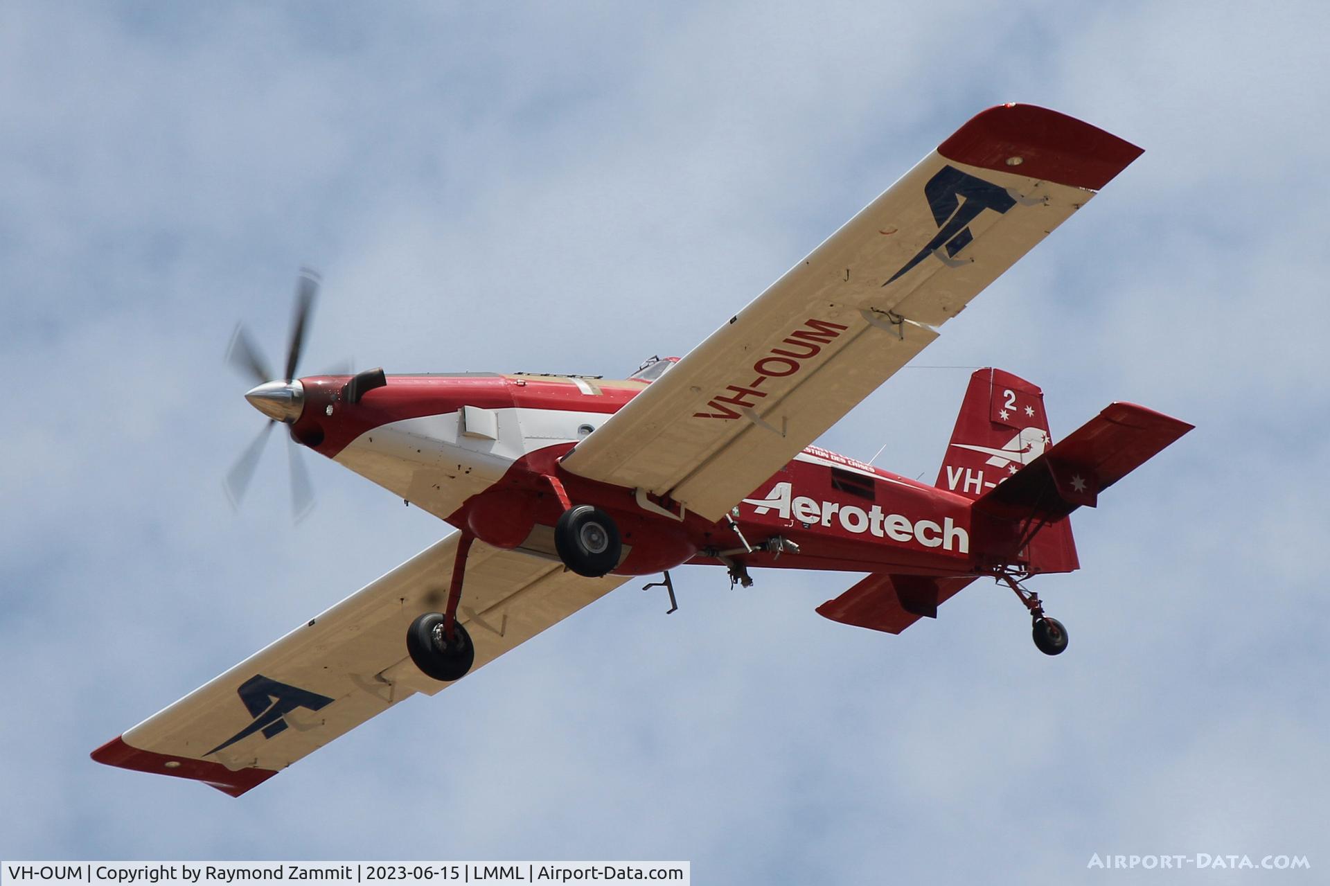 VH-OUM, Air Tractor AT-802A C/N 802A-0764, Air Tractor AT-802A VH-OUM Aerotech Australasia
