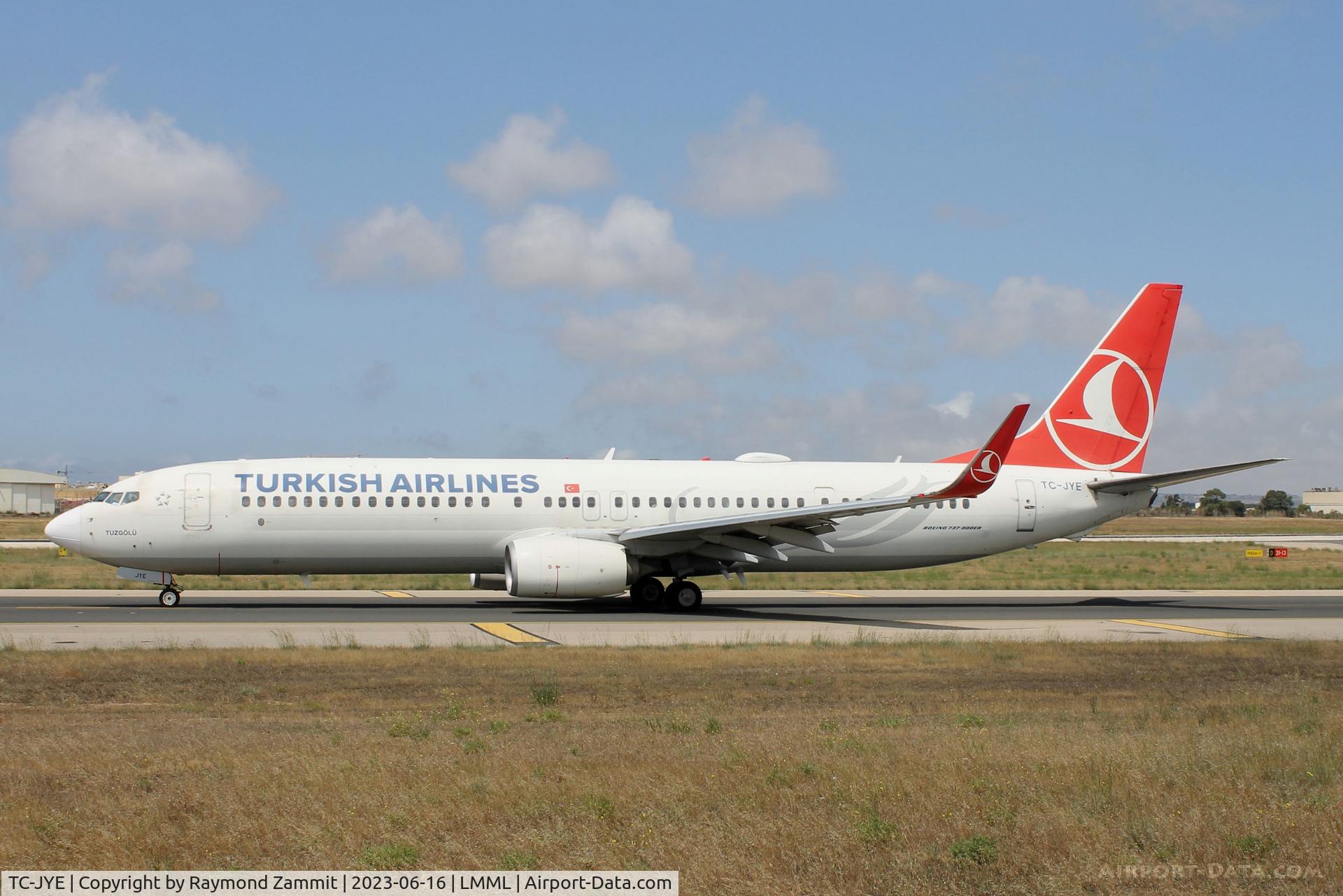 TC-JYE, 2012 Boeing 737-9F2/ER C/N 40979, B737-900 TC-JYE Turkish Airlines