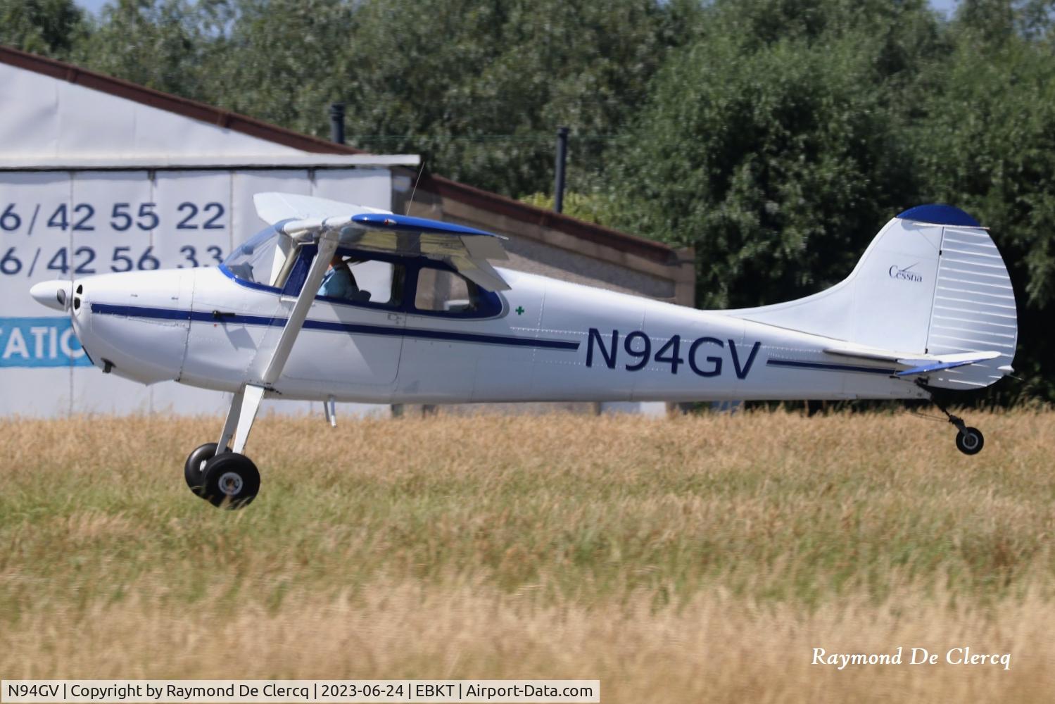 N94GV, Cessna 170B C/N 26528, 1954 Cessna 170B landing at Wevelgem.