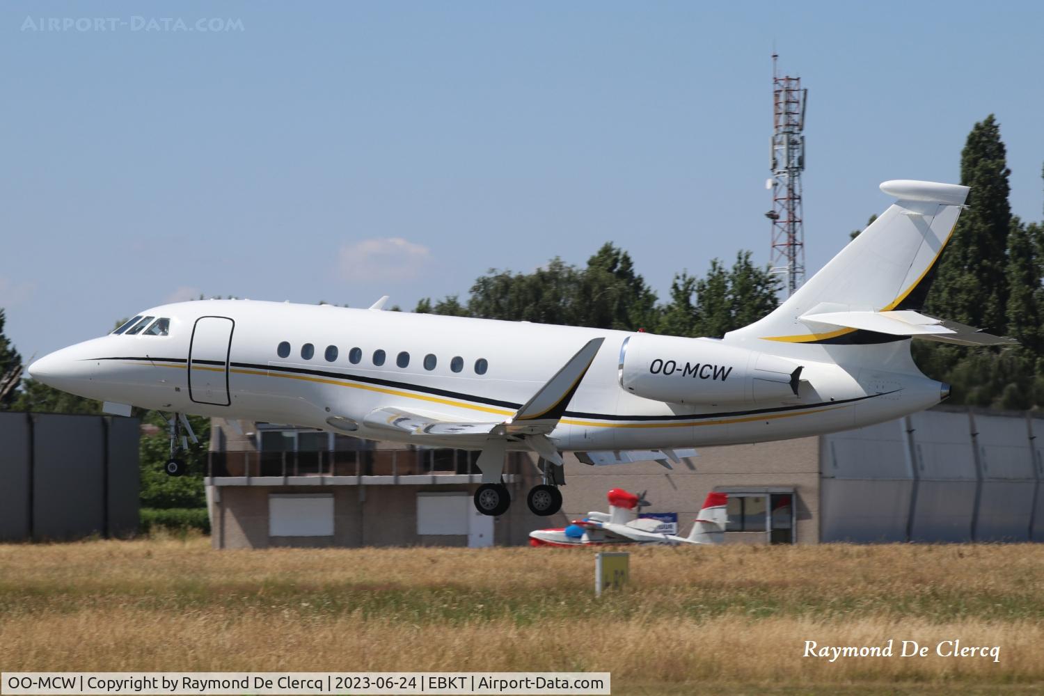 OO-MCW, 2013 Dassault Falcon 2000S C/N 716, Landing at Wevelgem / Kortrijk Airport.