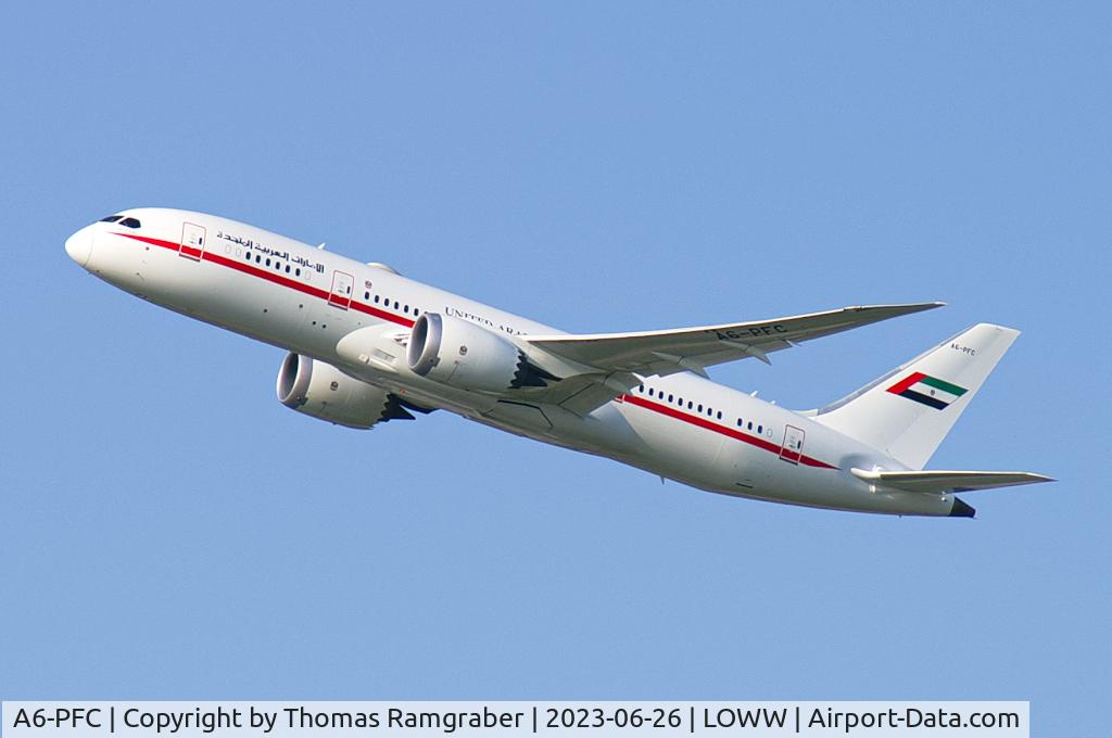 A6-PFC, 2013 Boeing 787-8 Dreamliner C/N 35303, United Arab Emirates - Abu Dhabi Amiri Flight Boeing 787-8 Dreamliner