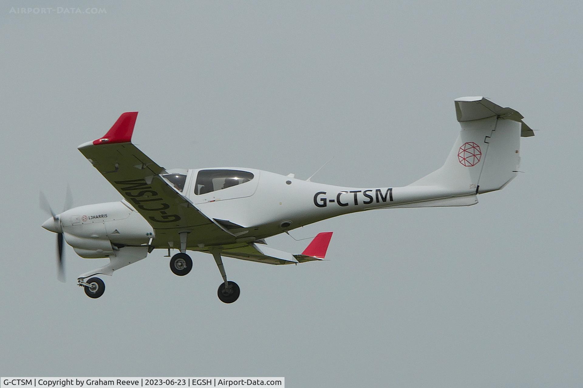 G-CTSM, 2016 Diamond DA-40NG Diamond Star C/N 40.N311, On approach to Norwich.