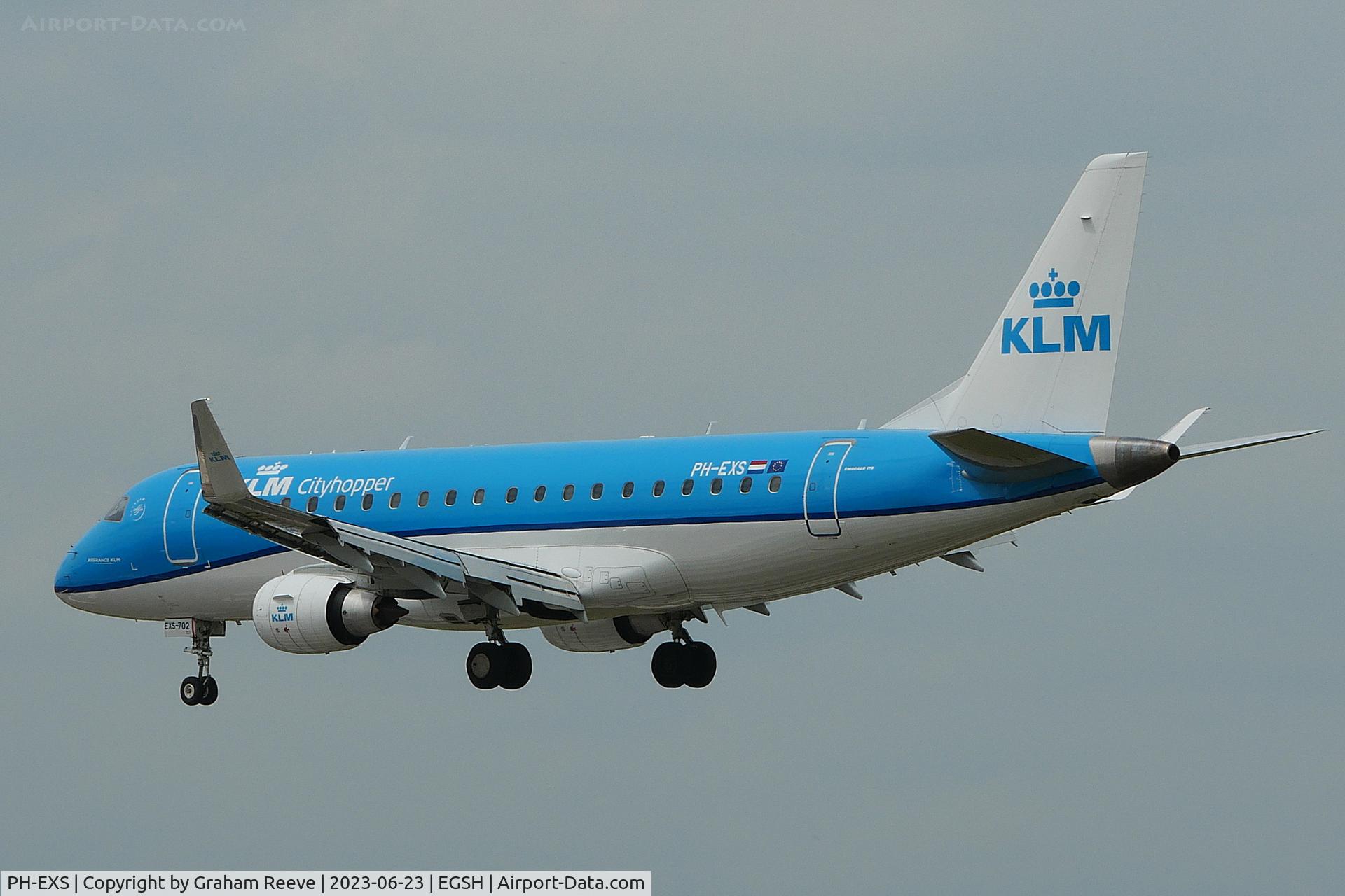 PH-EXS, 2017 Embraer 175STD (ERJ-170-200STD) C/N 17000702, Landing at Norwich.