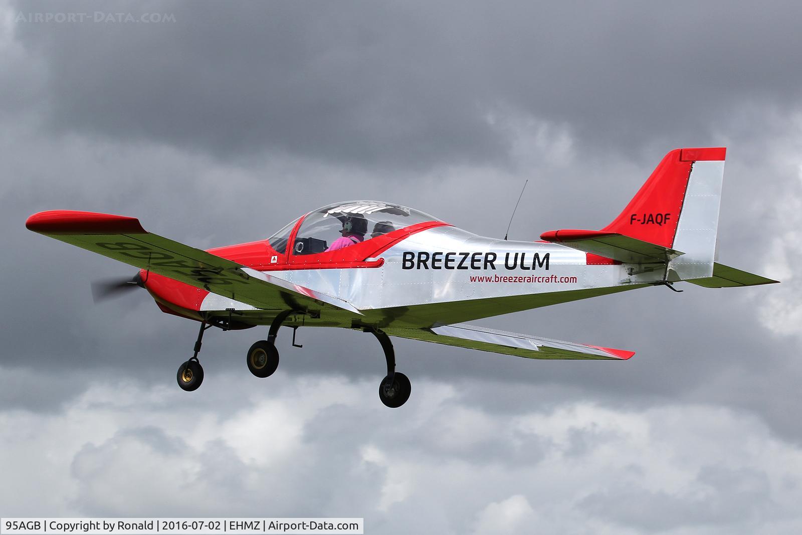 95AGB, Breezer B400 UL C/N UL-129, at ehmz