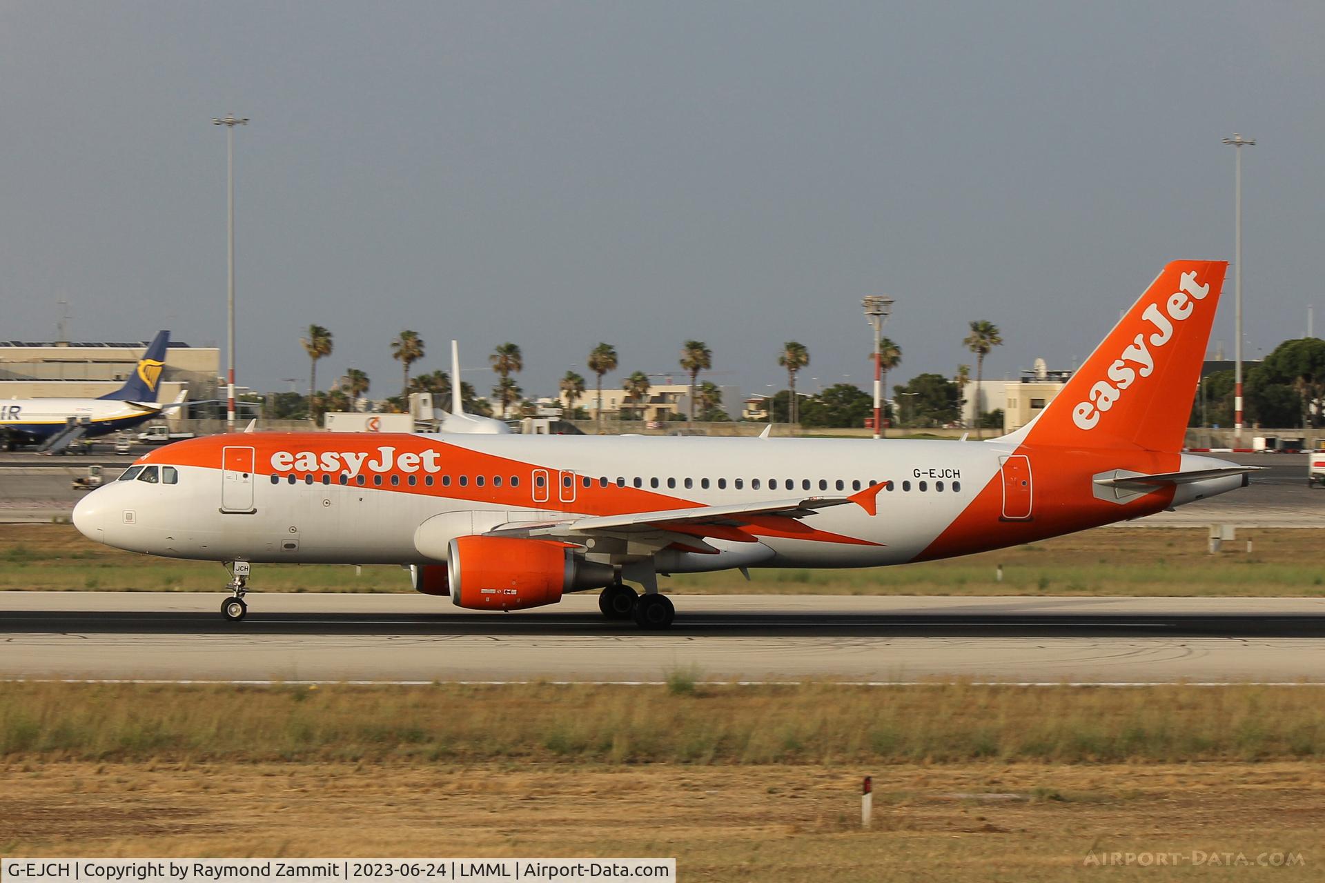 G-EJCH, 2010 Airbus A320-214 C/N 4316, A320 G-EJCH Easyjt