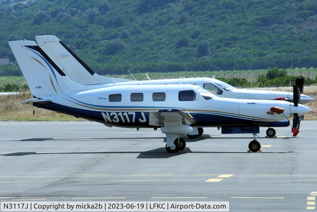 N3117J, 2005 Piper PA-46-350P Malibu Mirage C/N 4636366, Parked