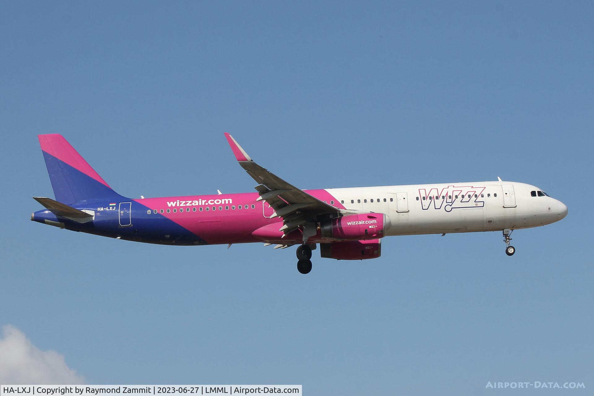 HA-LXJ, 2016 Airbus A321-231 C/N 7316, A321 HA-LXJ Wizzair