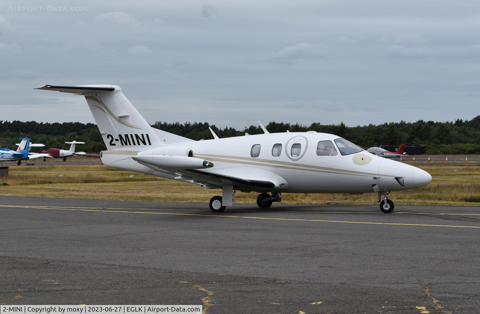 2-MINI, 2008 Eclipse Aviation Corp EA500 C/N 000198, Eclipse Aviation Corp EA500 arriving Blackbushe from LFPB, Le Bourget, Paris.