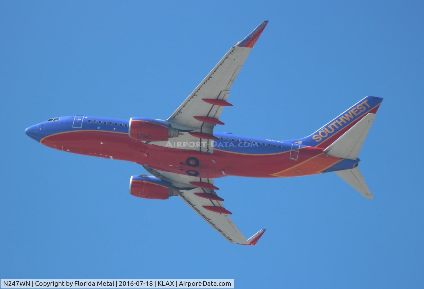 N247WN, 2006 Boeing 737-7H4 C/N 32508, SWA 737 canyon blue zx