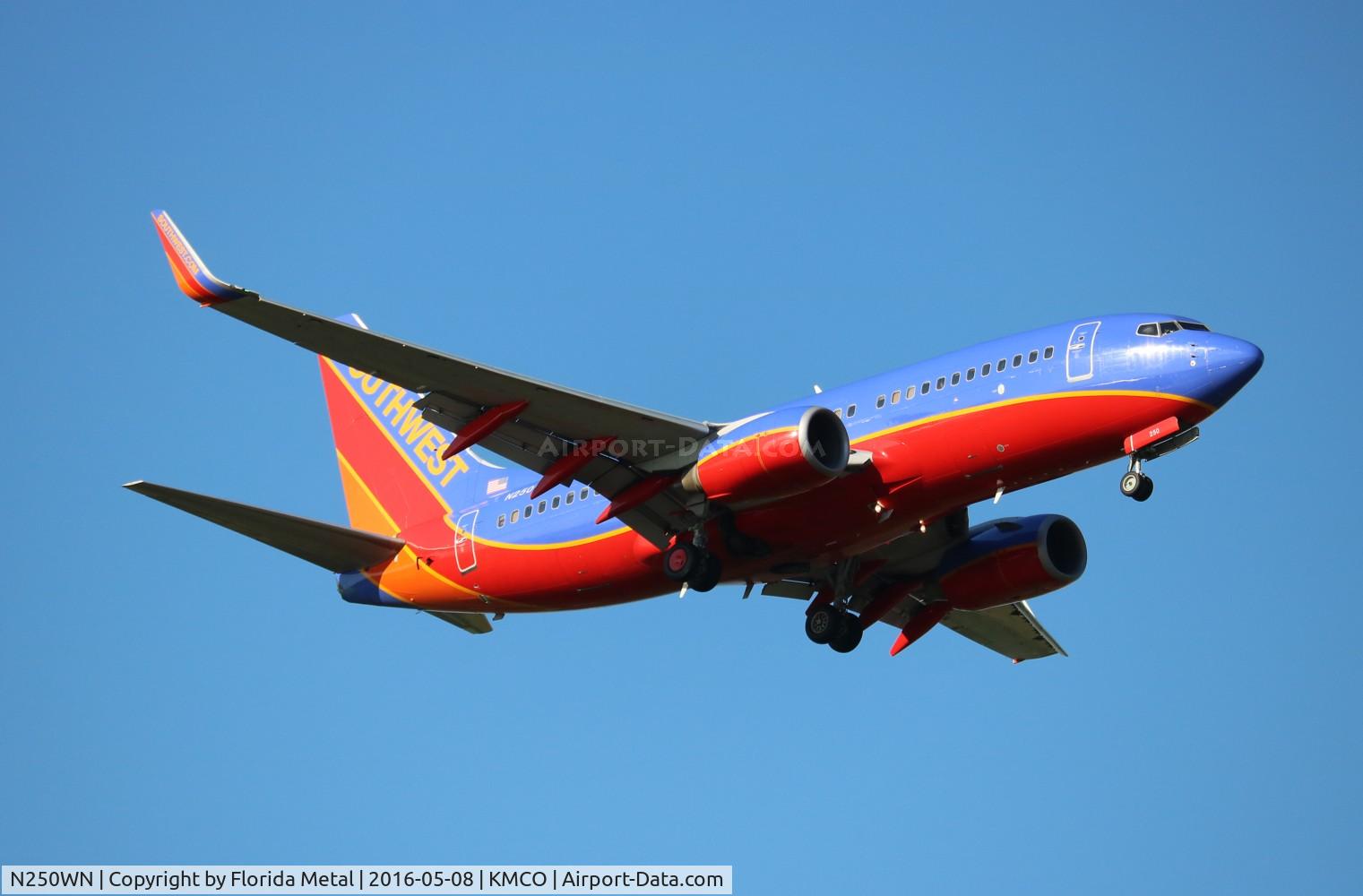 N250WN, 2006 Boeing 737-7H4 C/N 34972, SWA 737 canyon blue zx MCO 18R