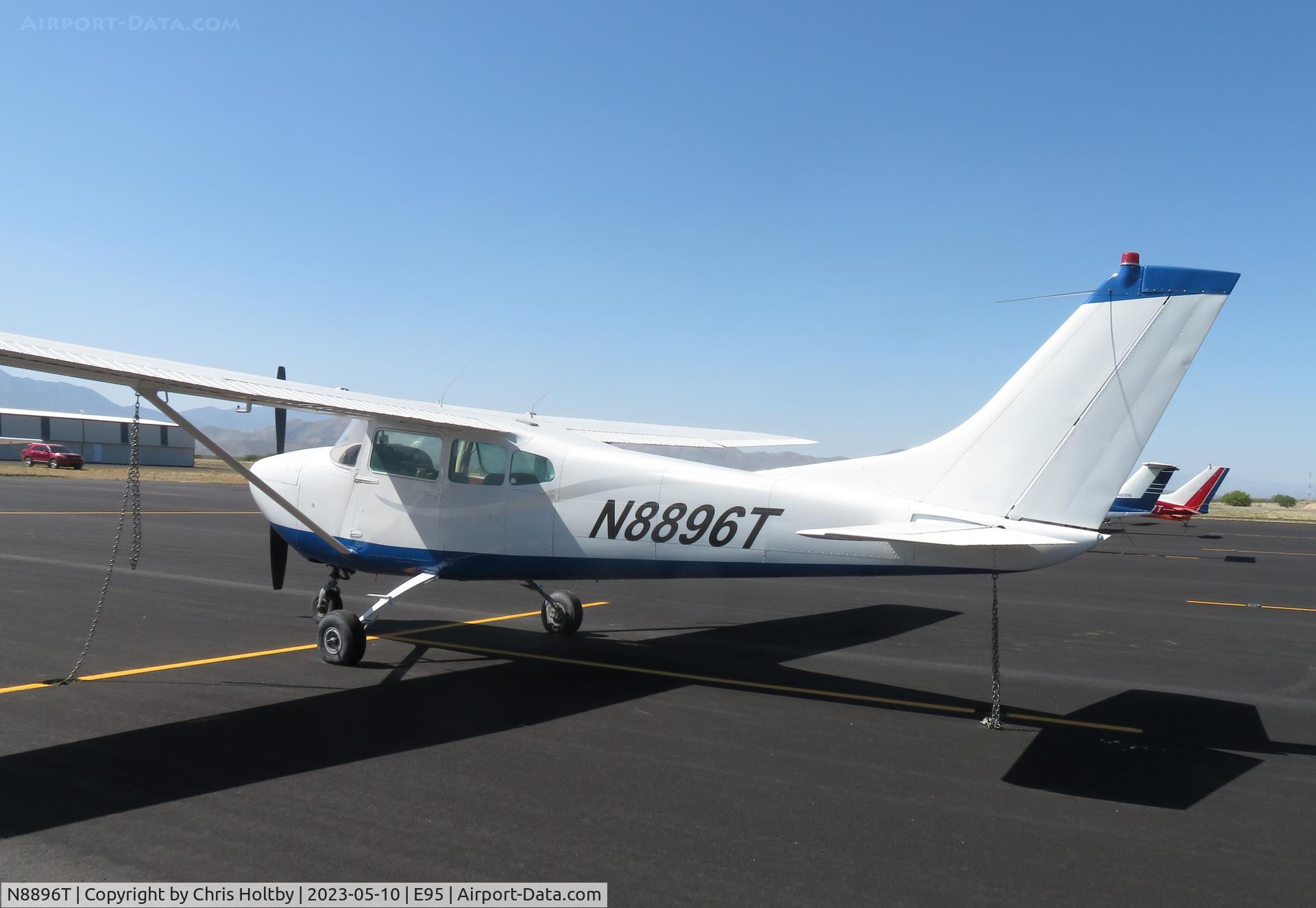 N8896T, 1960 Cessna 182C Skylane C/N 52796, Parked at Benson Municipal Airport, Arizona