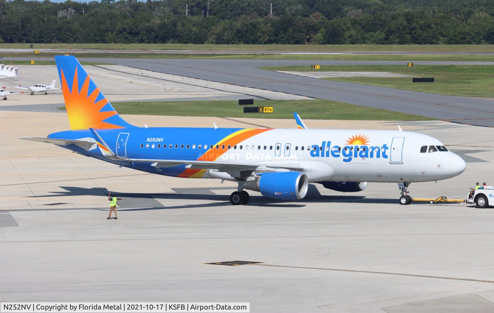N252NV, 2017 Airbus A320-214 C/N 7868, AAY A320 zx