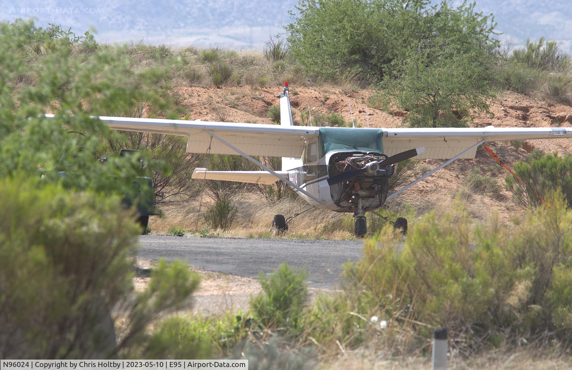 N96024, 1967 Cessna R172E C/N R172-0148, Stored, engine cover removed, outside at Benson Municipal Airport, Arizona.