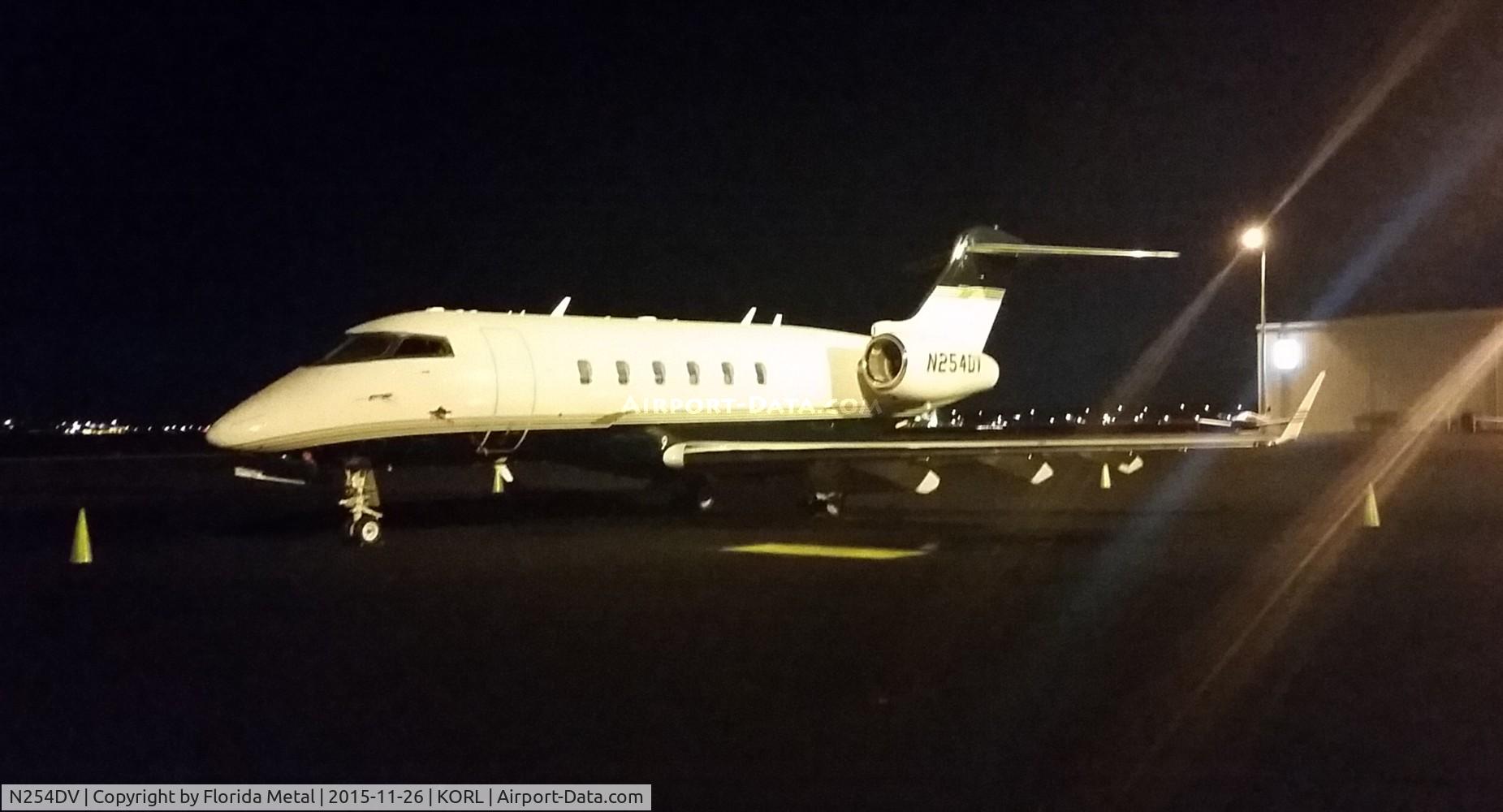 N254DV, 2009 Bombardier Challenger 300 (BD-100-1A10) C/N 20262, Challenger 300 zx