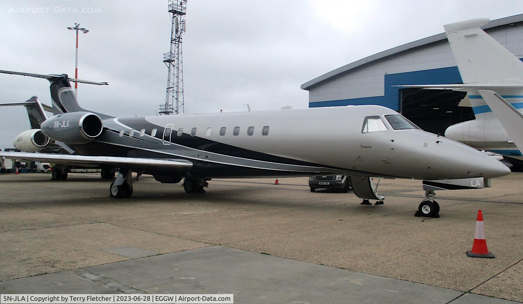 5N-JLA, 2001 Embraer ERJ-135BJ Legacy C/N 145516, At London Luton