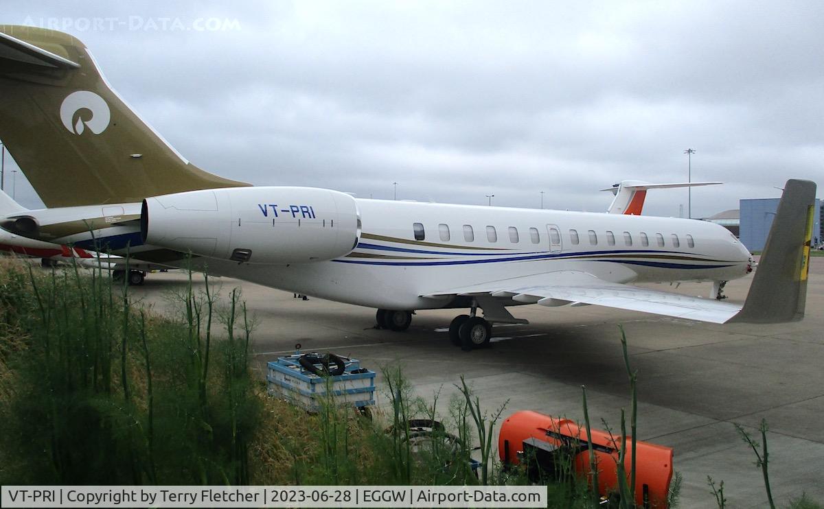 VT-PRI, Bombardier BD700 Global 7500 C/N 70133, At Luton Airport