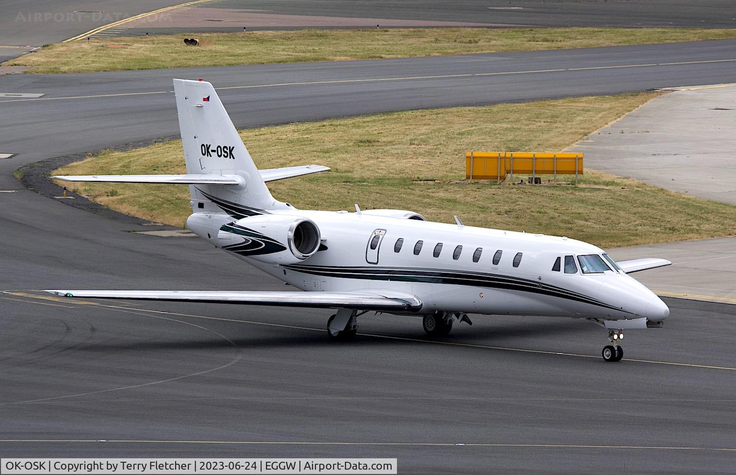 OK-OSK, 2007 Cessna 680 Citation Sovereign C/N 680-0150, At Luton Airport
