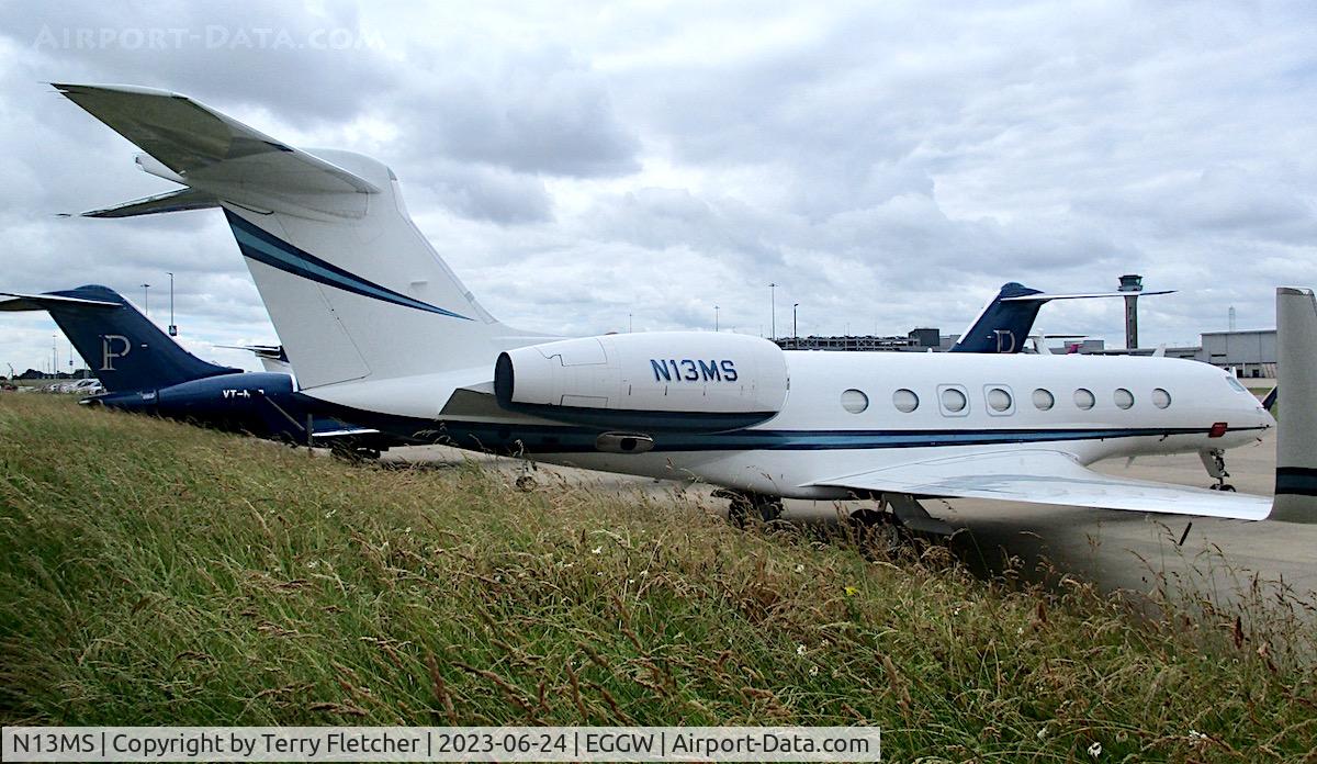 N13MS, 2012 Gulfstream G650 C/N 6036, At Luton Airport