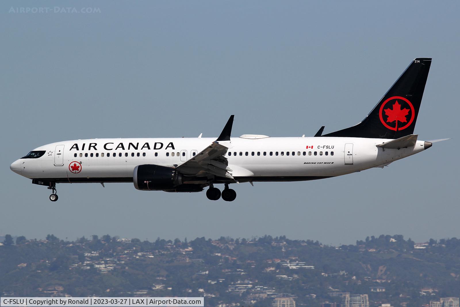 C-FSLU, 2018 Boeing 737-8 MAX C/N 61221, at lax
