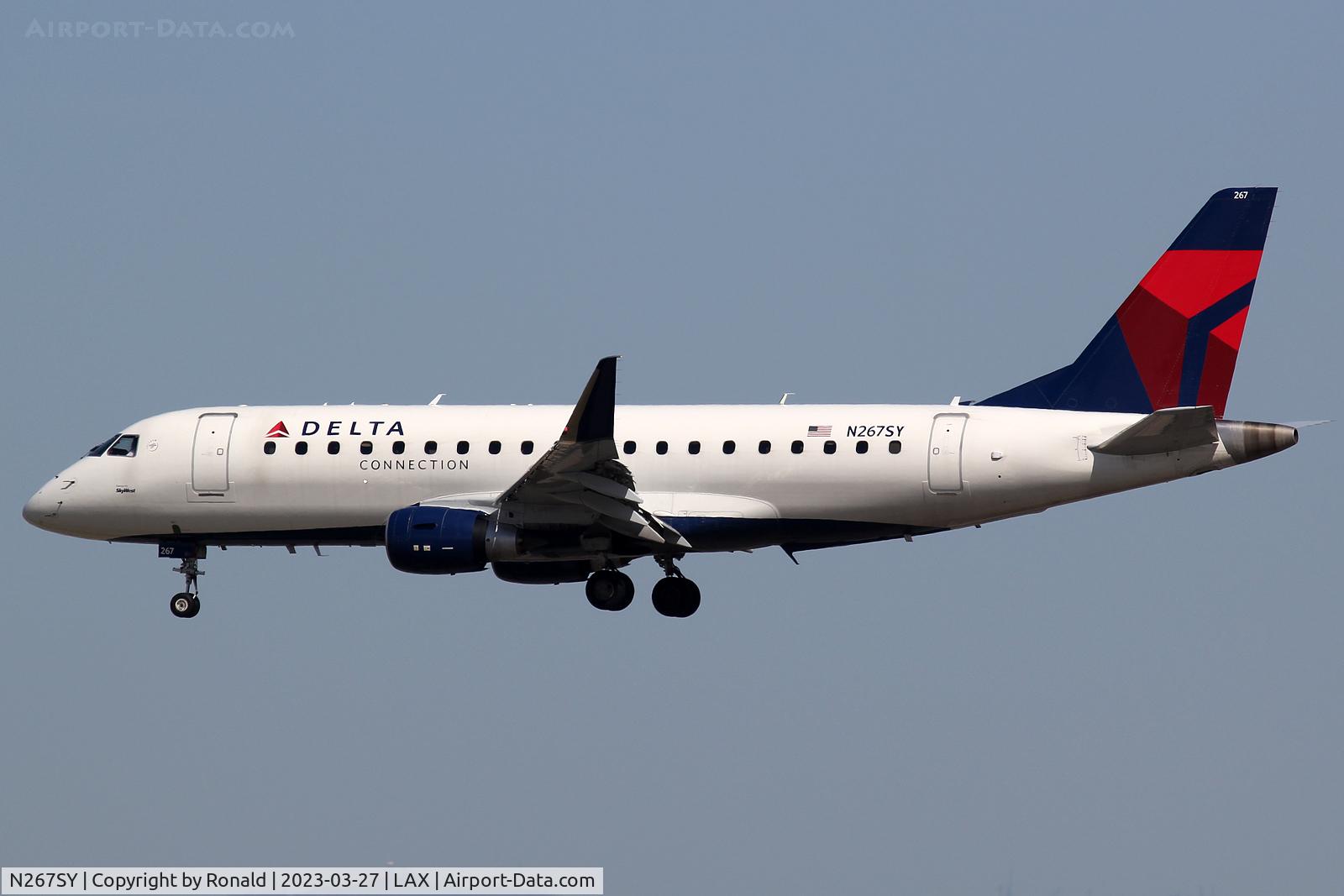 N267SY, 2018 Embraer ERJ-175LL (ERJ-170-200LL) C/N 17000722, at lax