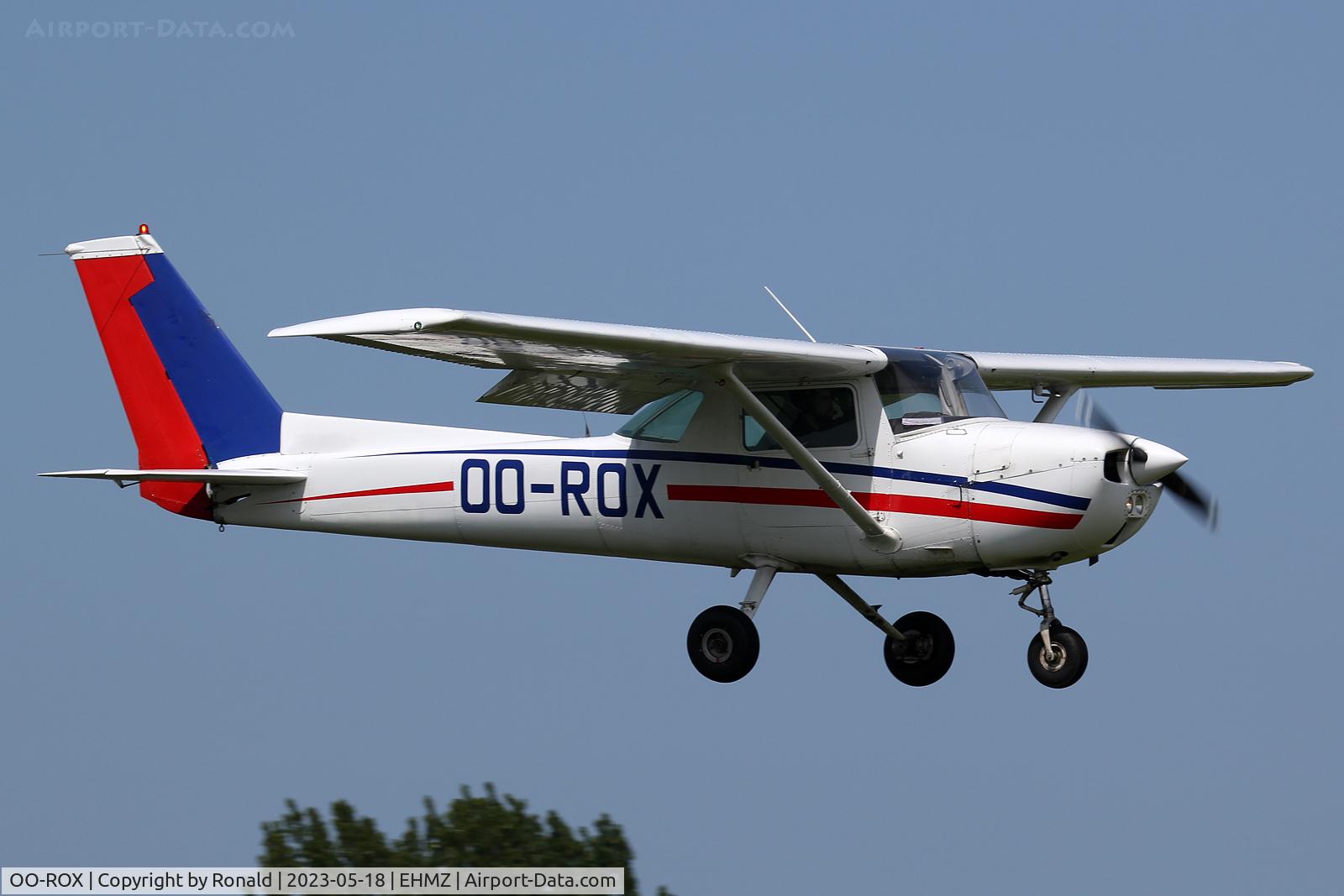 OO-ROX, Cessna 150M C/N 15076064, at ehmz