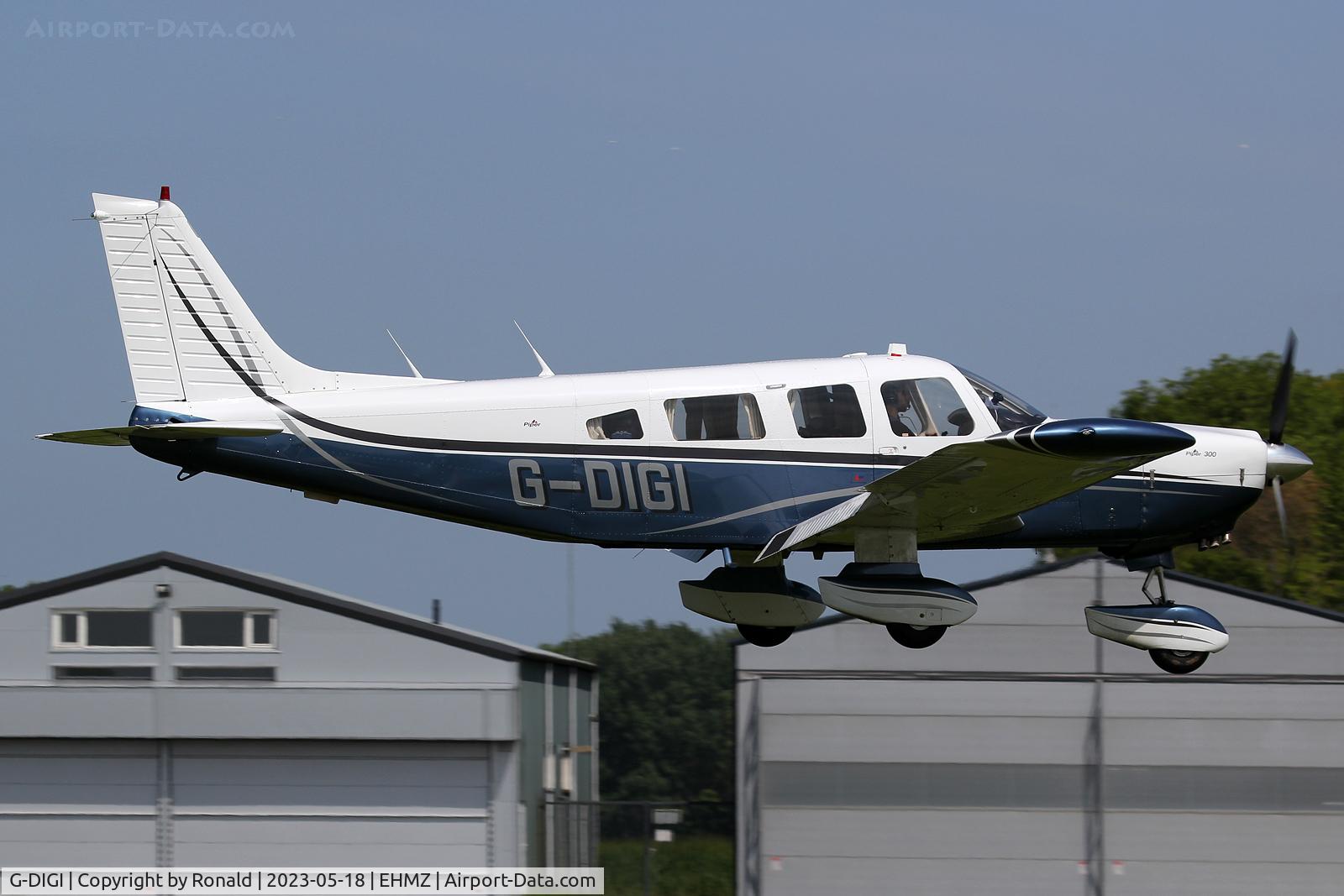 G-DIGI, 1979 Piper PA-32-300 Cherokee Six Cherokee Six C/N 32-7940224, at ehmz