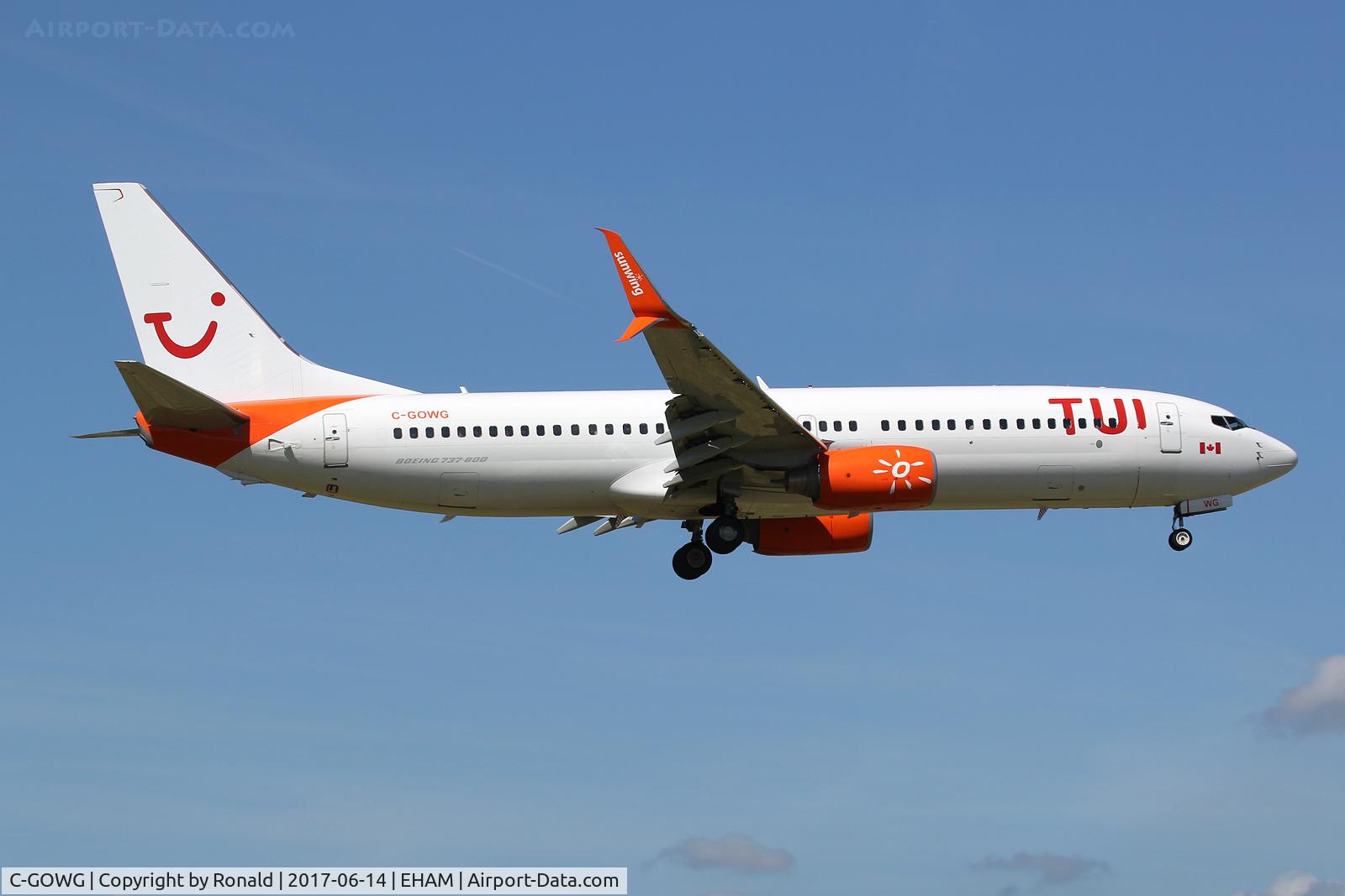 C-GOWG, 2010 Boeing 737-86J C/N 37757, at spl