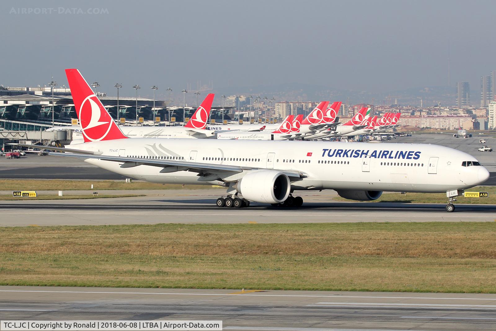 TC-LJC, 2015 Boeing 777-3F2/ER C/N 44123, at ist