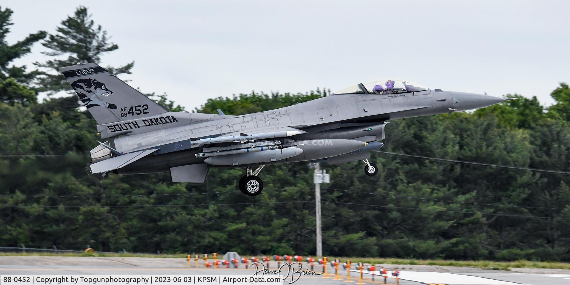 88-0452, 1989 General Dynamics F-16C Fighting Falcon C/N 1C-54, LOBO11
