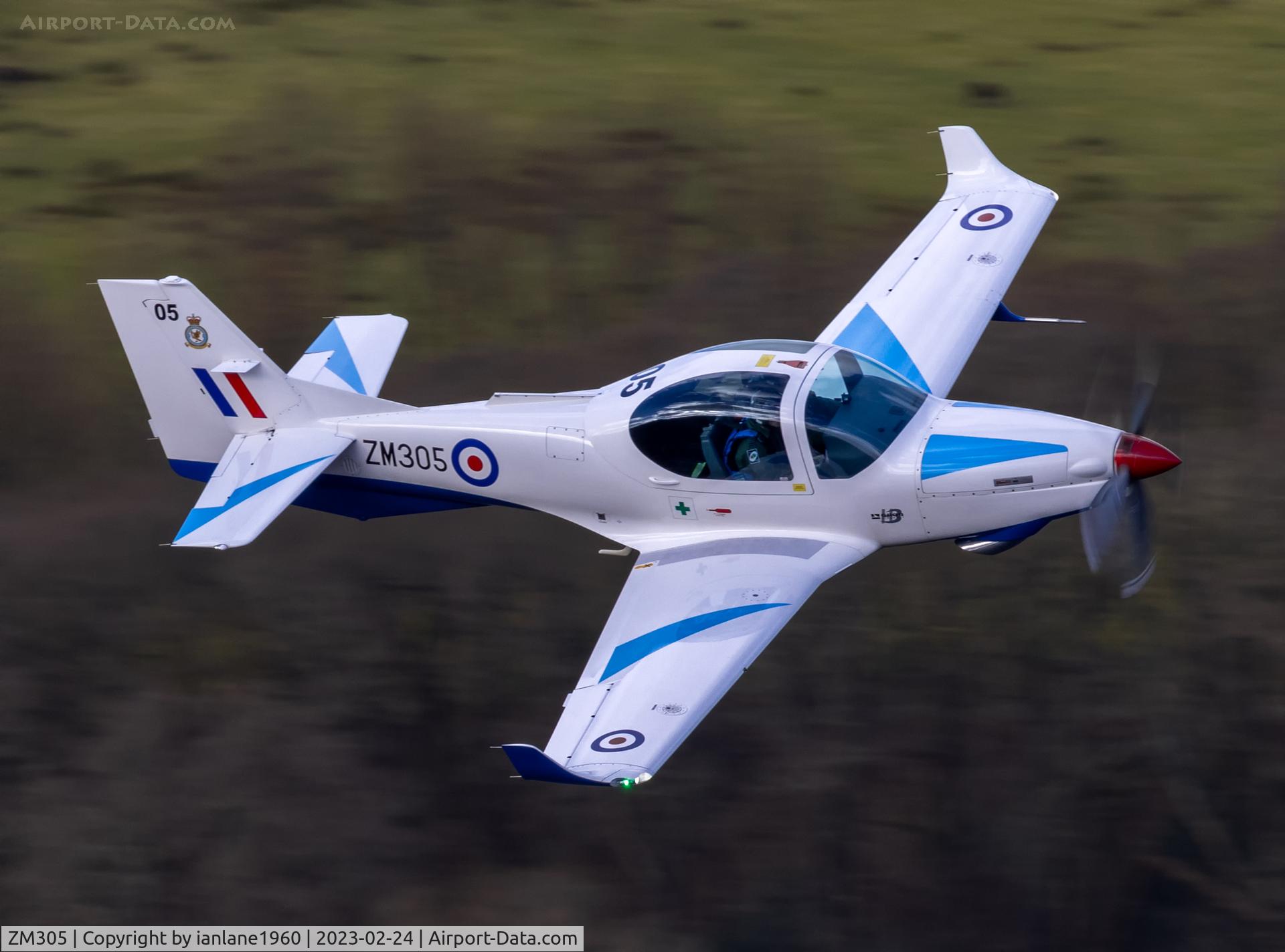 ZM305, 2017 Grob G-120TP-A Prefect T.1 C/N 11117, LFA17 - Ullswater