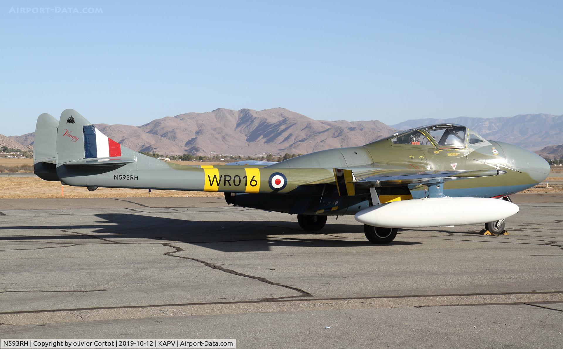 N593RH, 1959 De Havilland DH-115 Vampire T.55 C/N 986, Apple valley airshow 2019