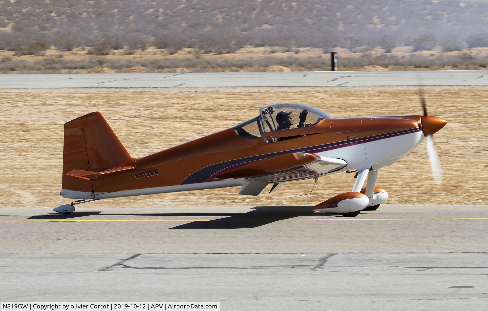 N819GW, 2010 Vans RV-6 C/N 00GW1, Apple valley airshow 2019
