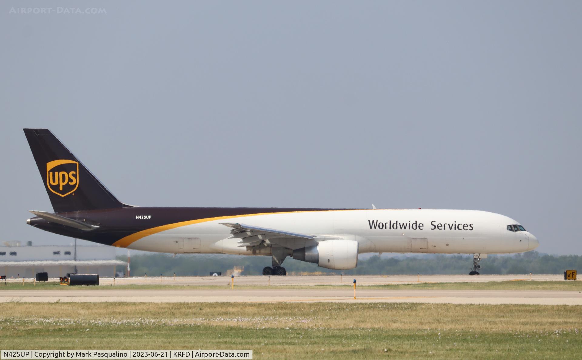 N425UP, 1995 Boeing 757-24APF C/N 25370, Boeing 757-24APF